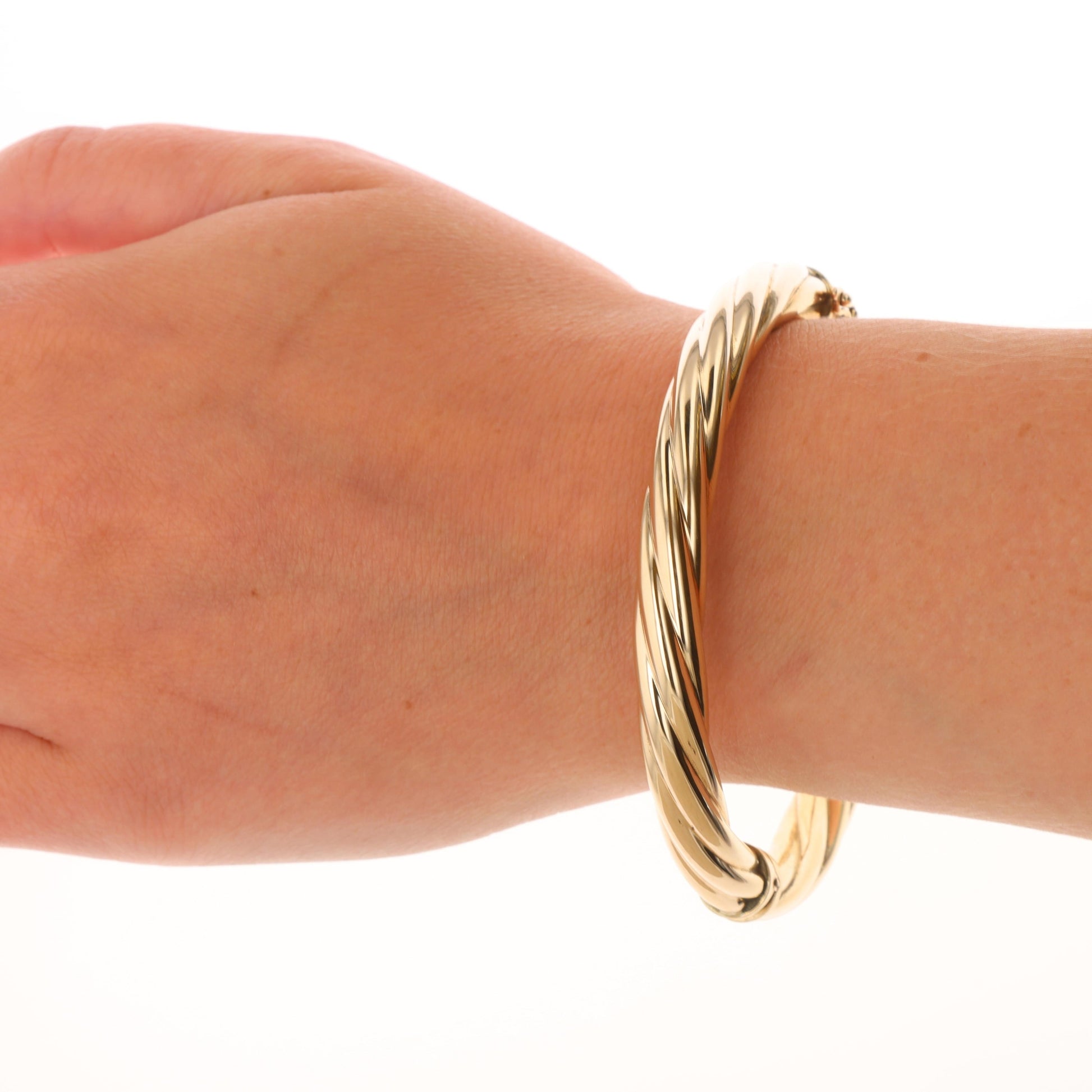 14k Yellow Hinged Ribbed Bangle 12.6g