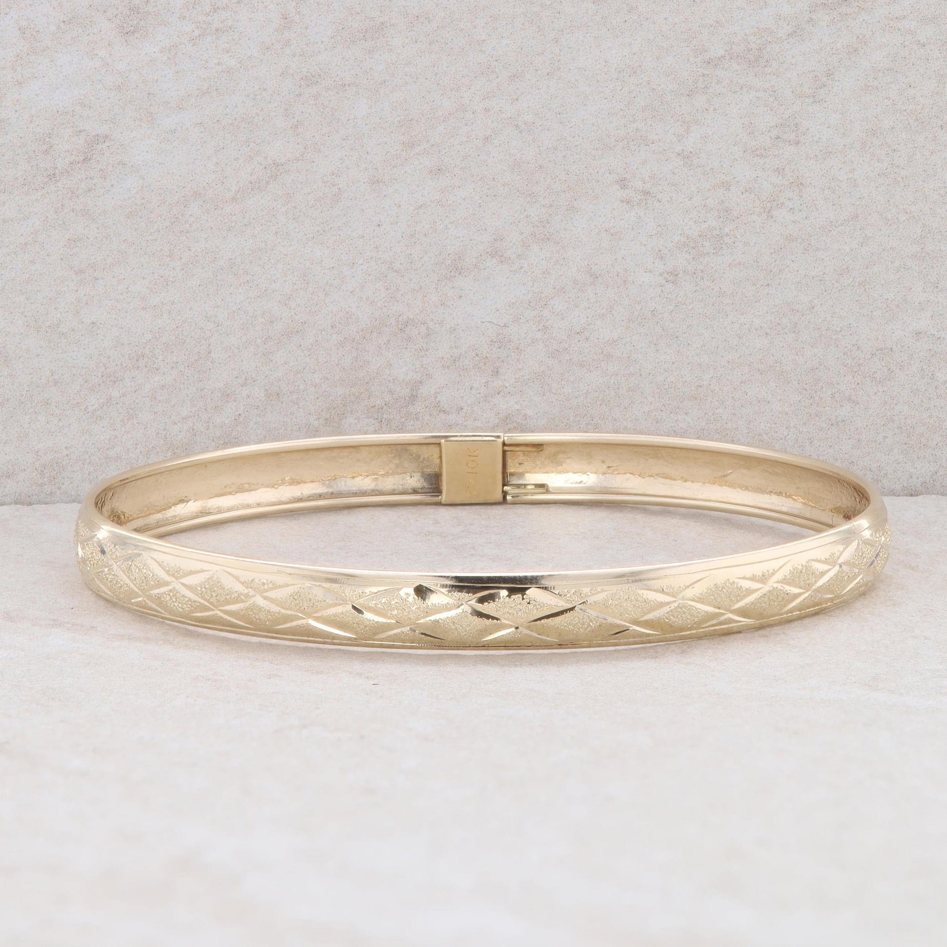 10k Yellow Gold Textured 6.3mm Bangle 4.2g