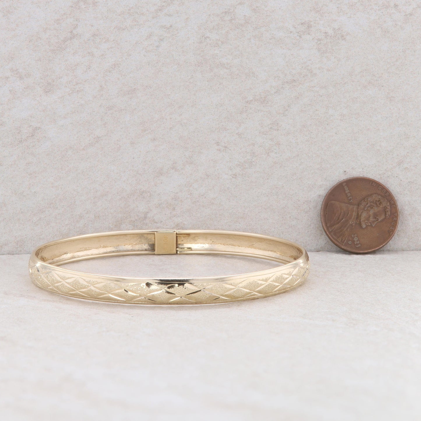 10k Yellow Gold Textured 6.3mm Bangle 4.2g