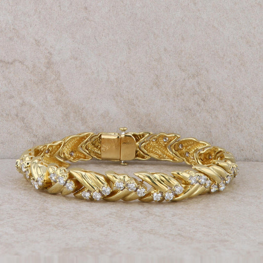 18k Yellow Gold Fashion Diamond Bracelet 43.10 grams