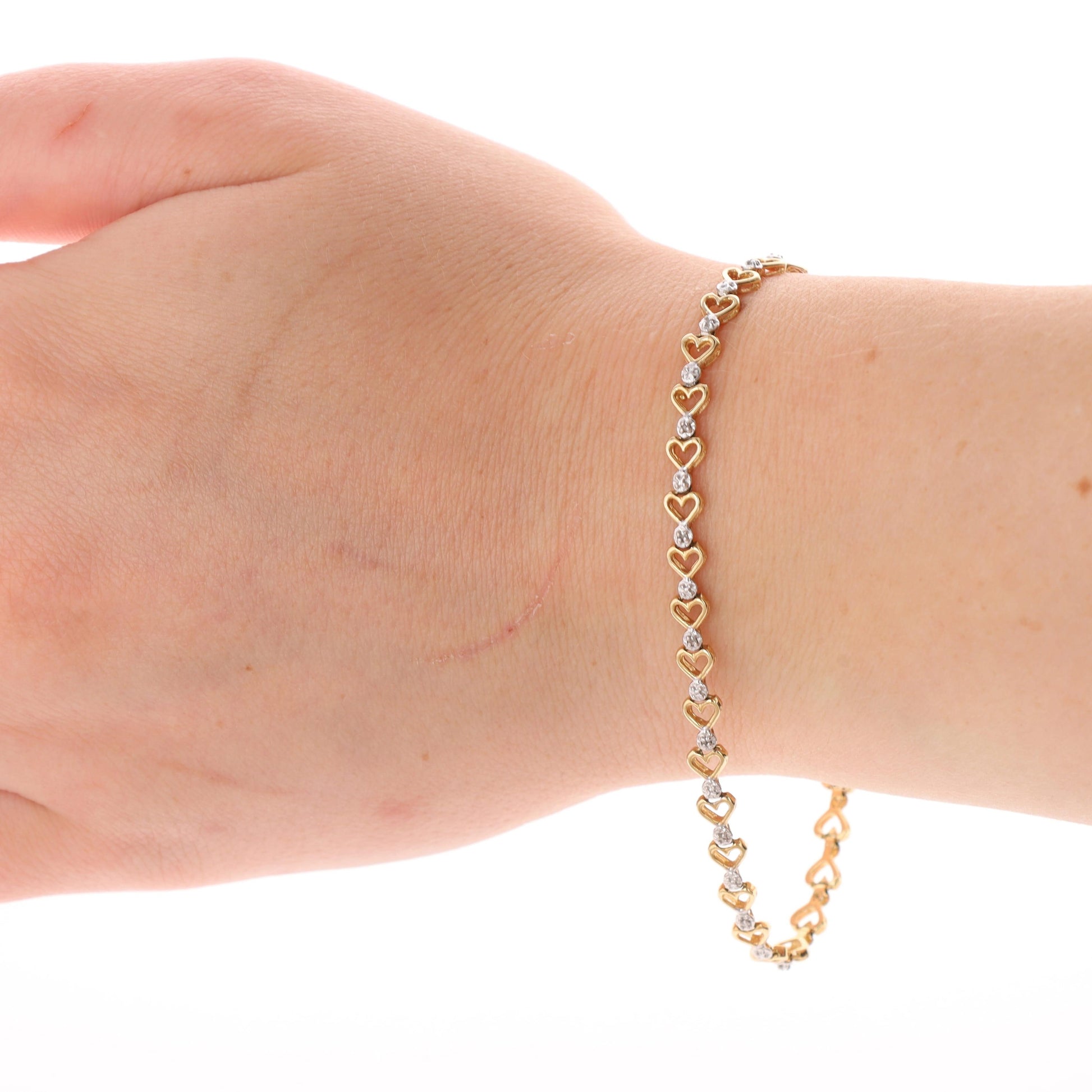 10k Yellow Gold Heart Diamond Link Bracelet