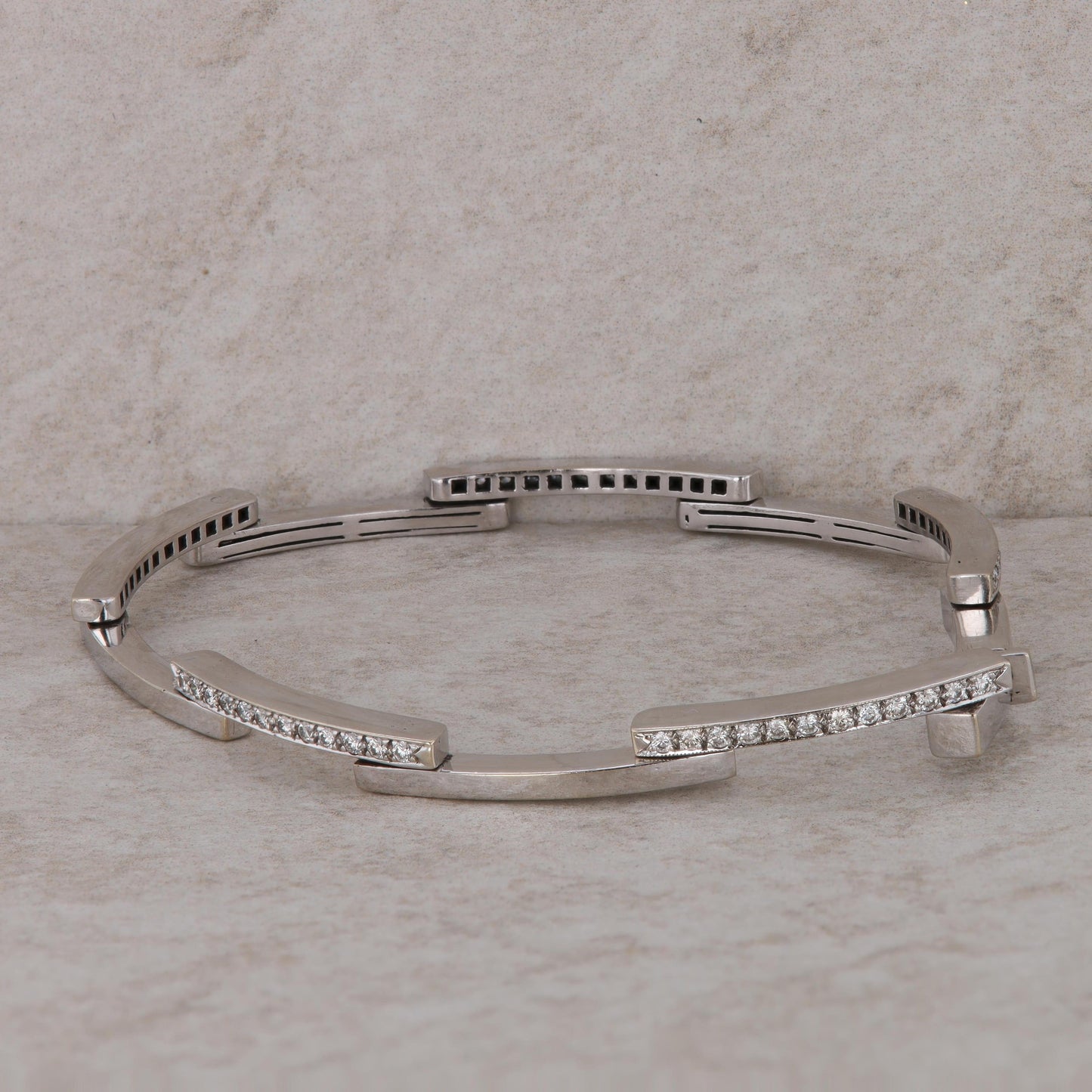 10k White Gold Round Diamond Fashion Bracelet 7.75"