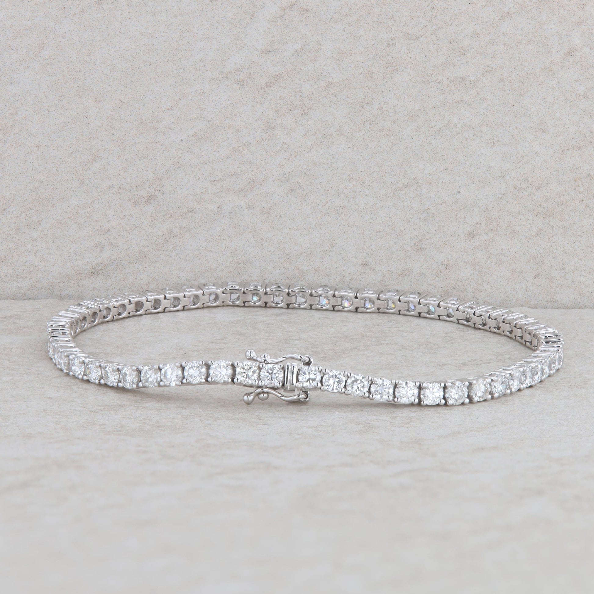 14k White Gold 5.21ctw Diamond Tennis Bracelet