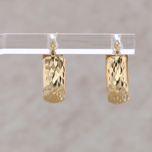 14k Yellow Gold Textured Hollow Huggie Hoop Earrings 0.86g