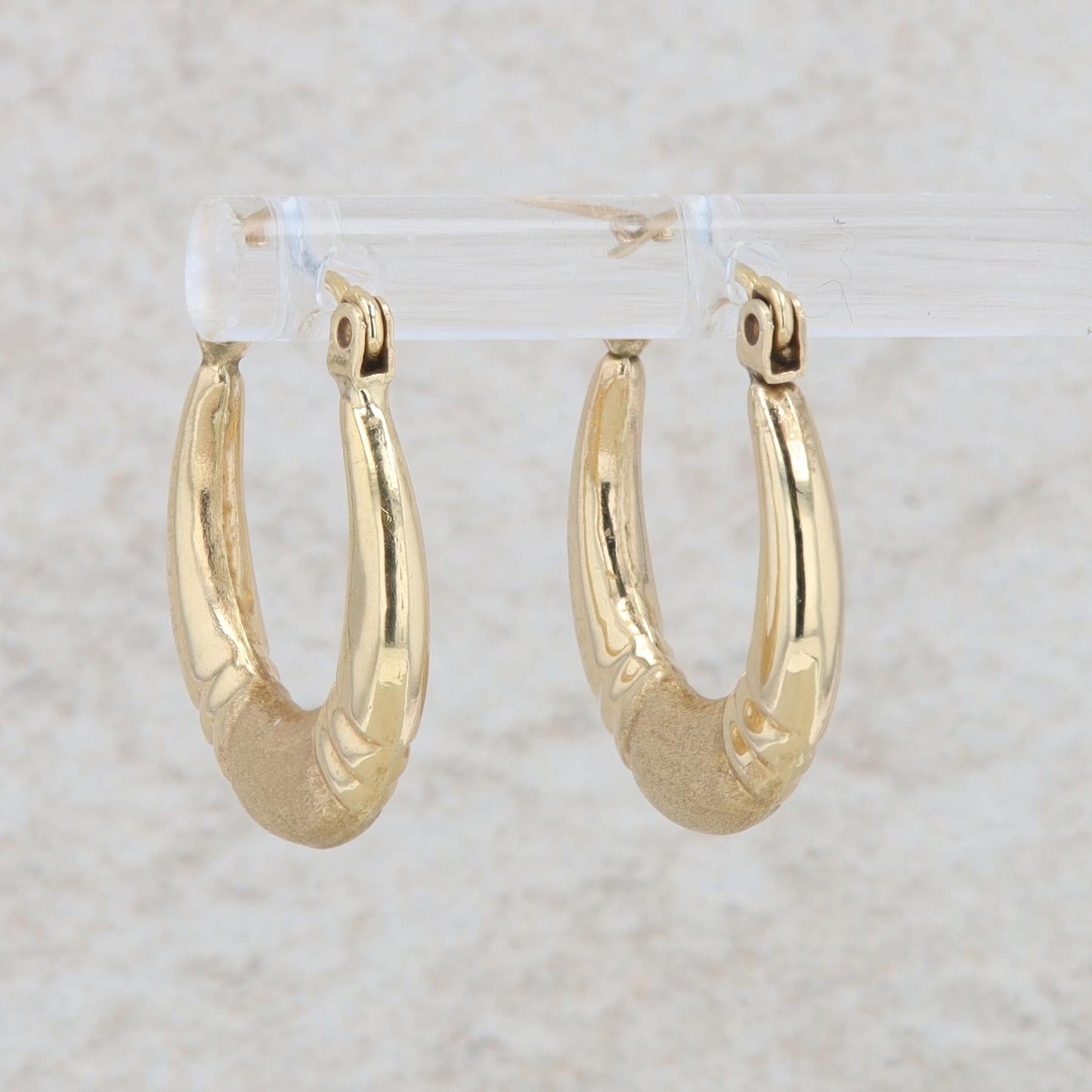 14k Yellow Gold Polish and Texture Door Knocker Hoop Earrings 1.30g