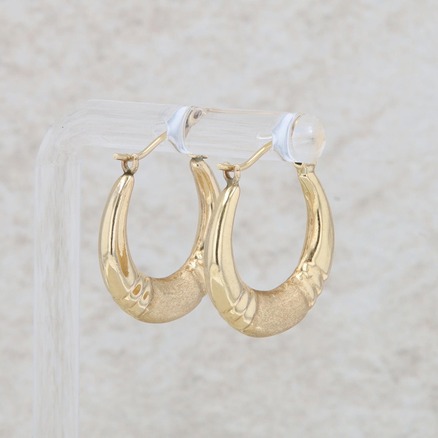 14k Yellow Gold Polish and Texture Door Knocker Hoop Earrings 1.30g