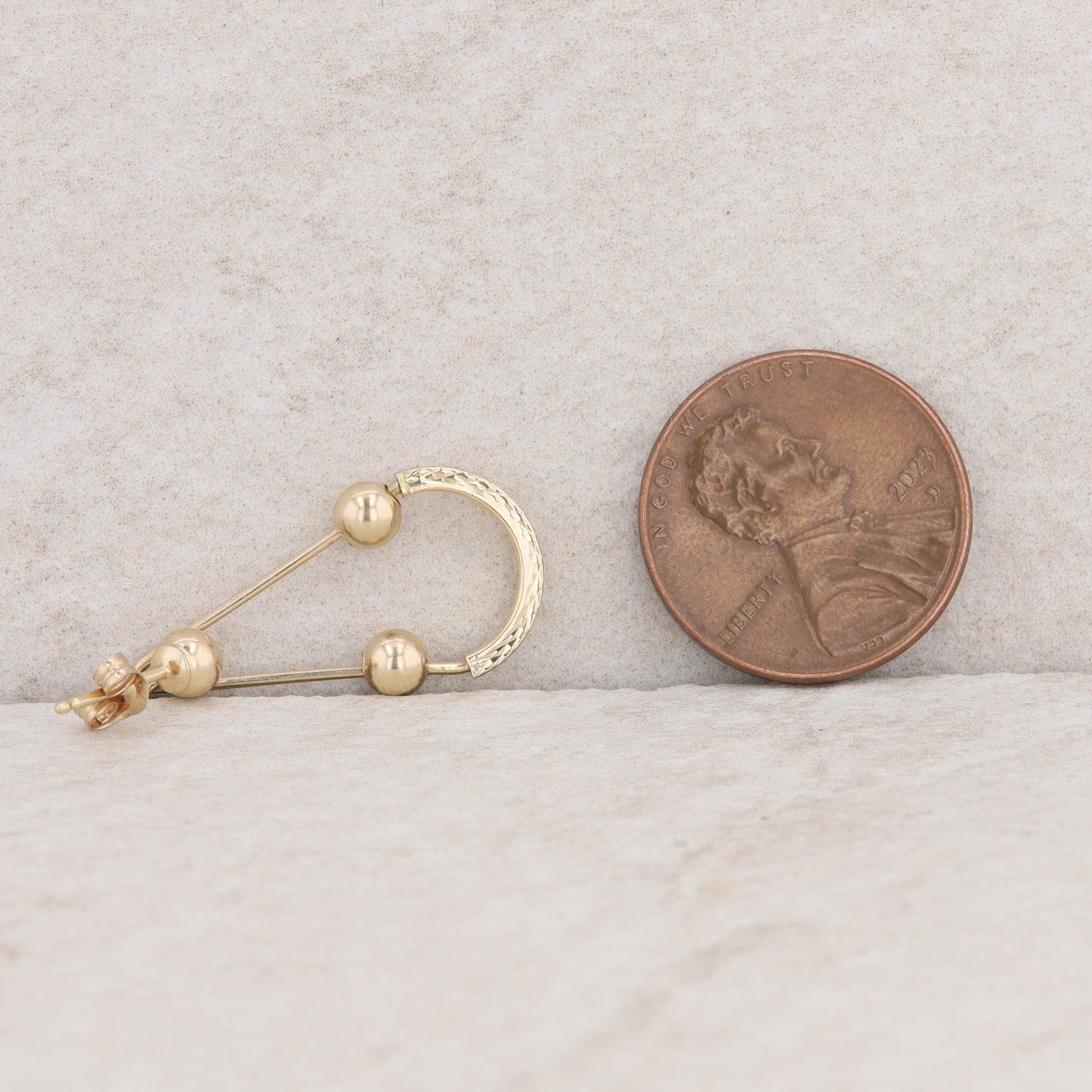 14k Yellow Gold Dangle Ball and Textured Earrings 1.81g