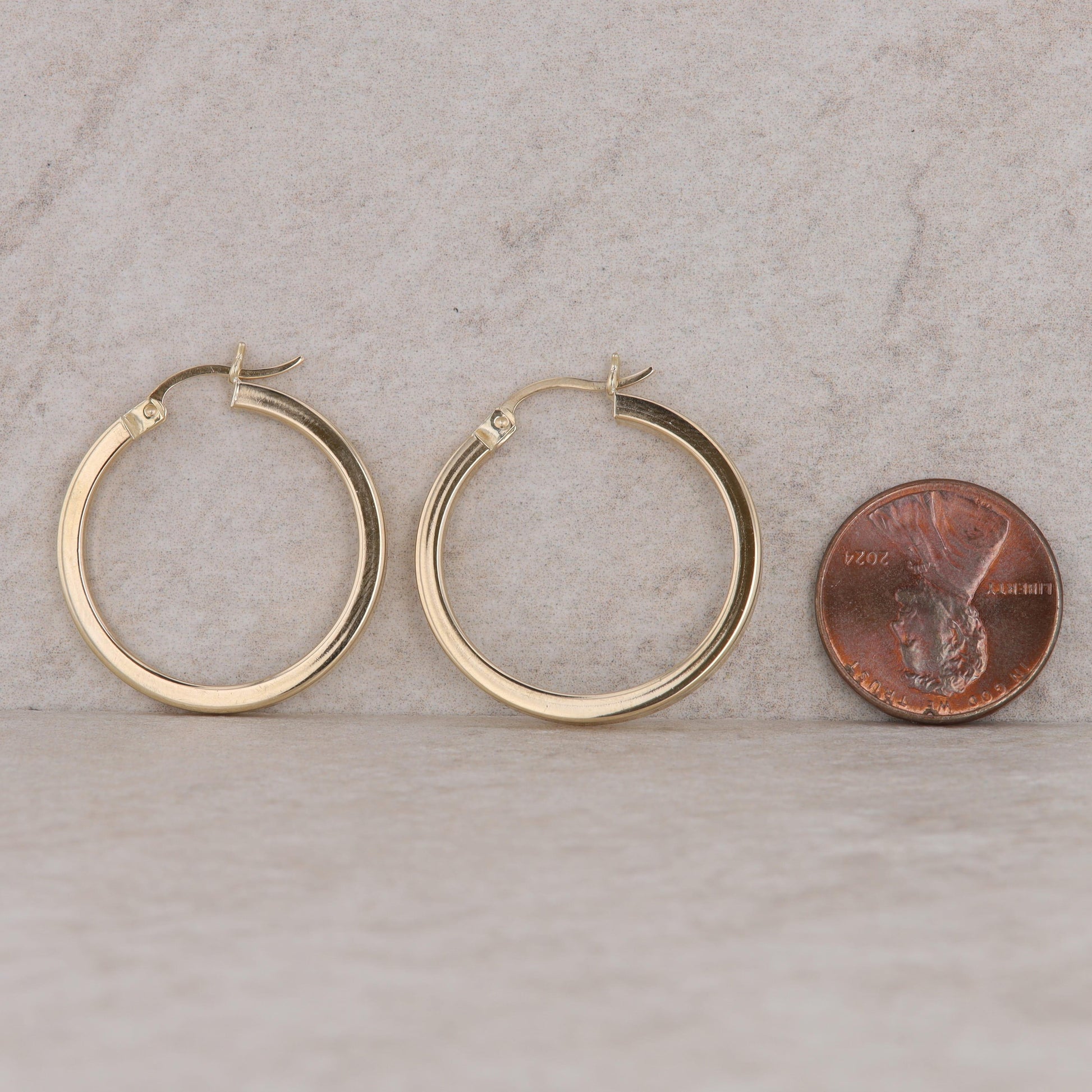 14k Yellow Gold Flat Hoop Earrings, 3.0g