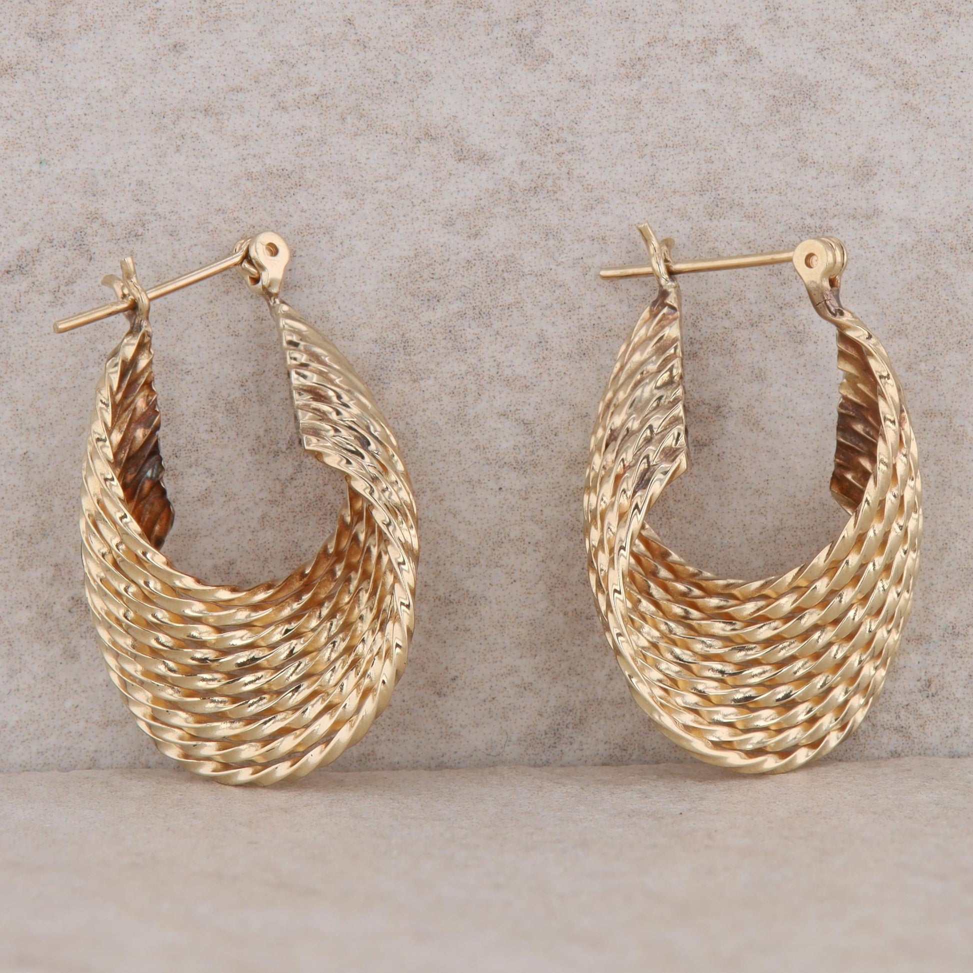 14k Yellow Gold Oval Twist Textured Hoop Earrings, 4.5g