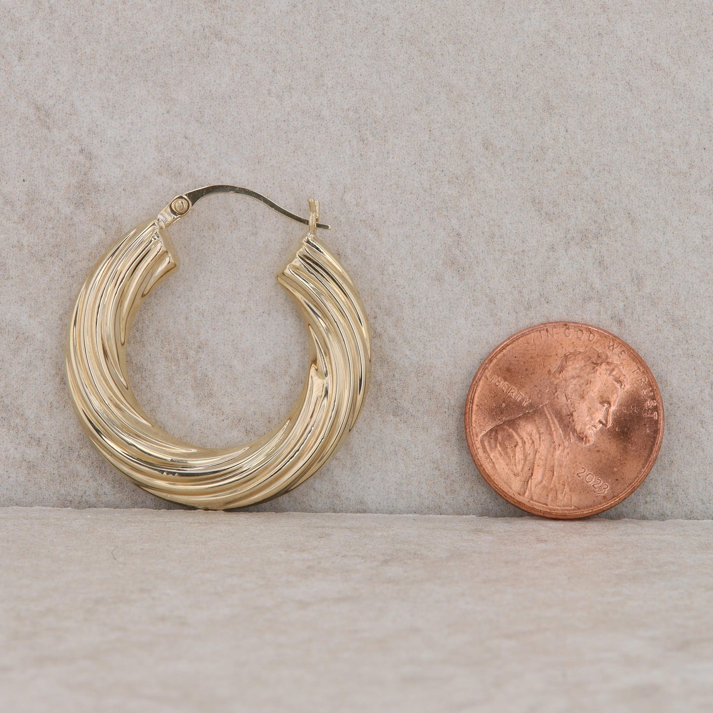 14k Yellow Gold Twisted Thick Hoop Earrings