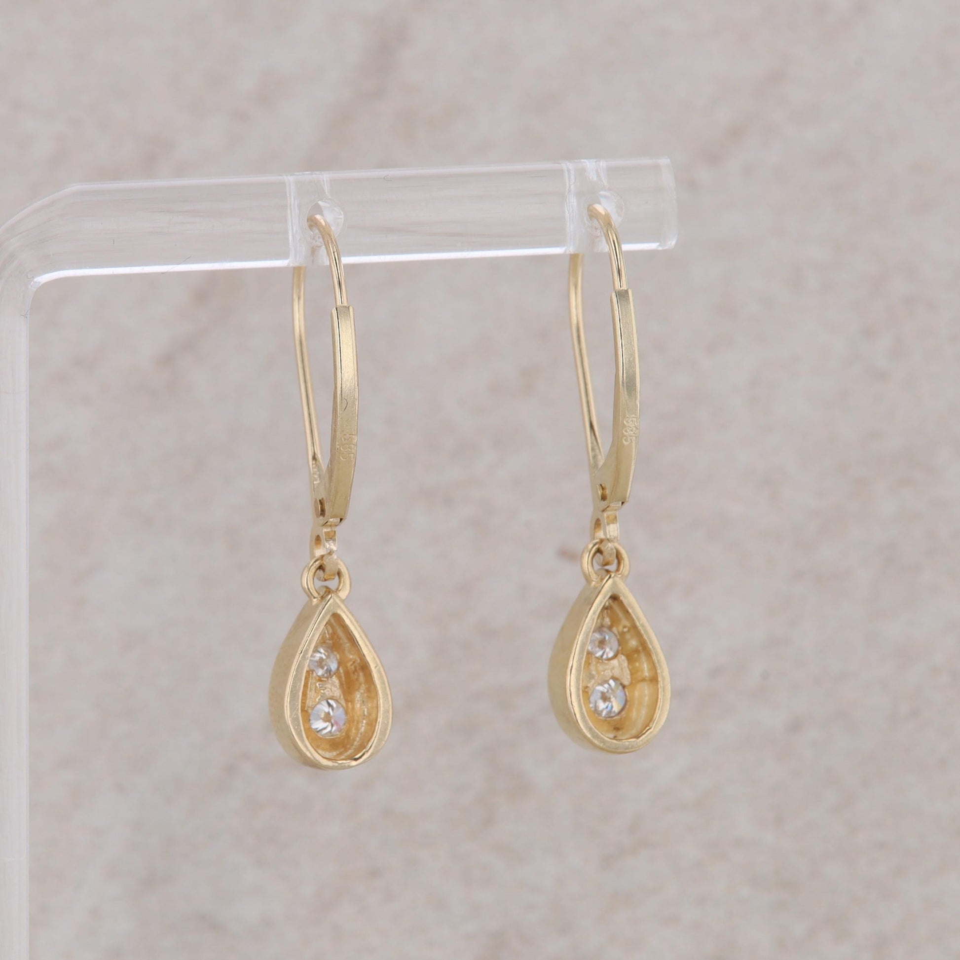 14k Yellow Gold Diamond Teardrop Leverback Drop Earrings