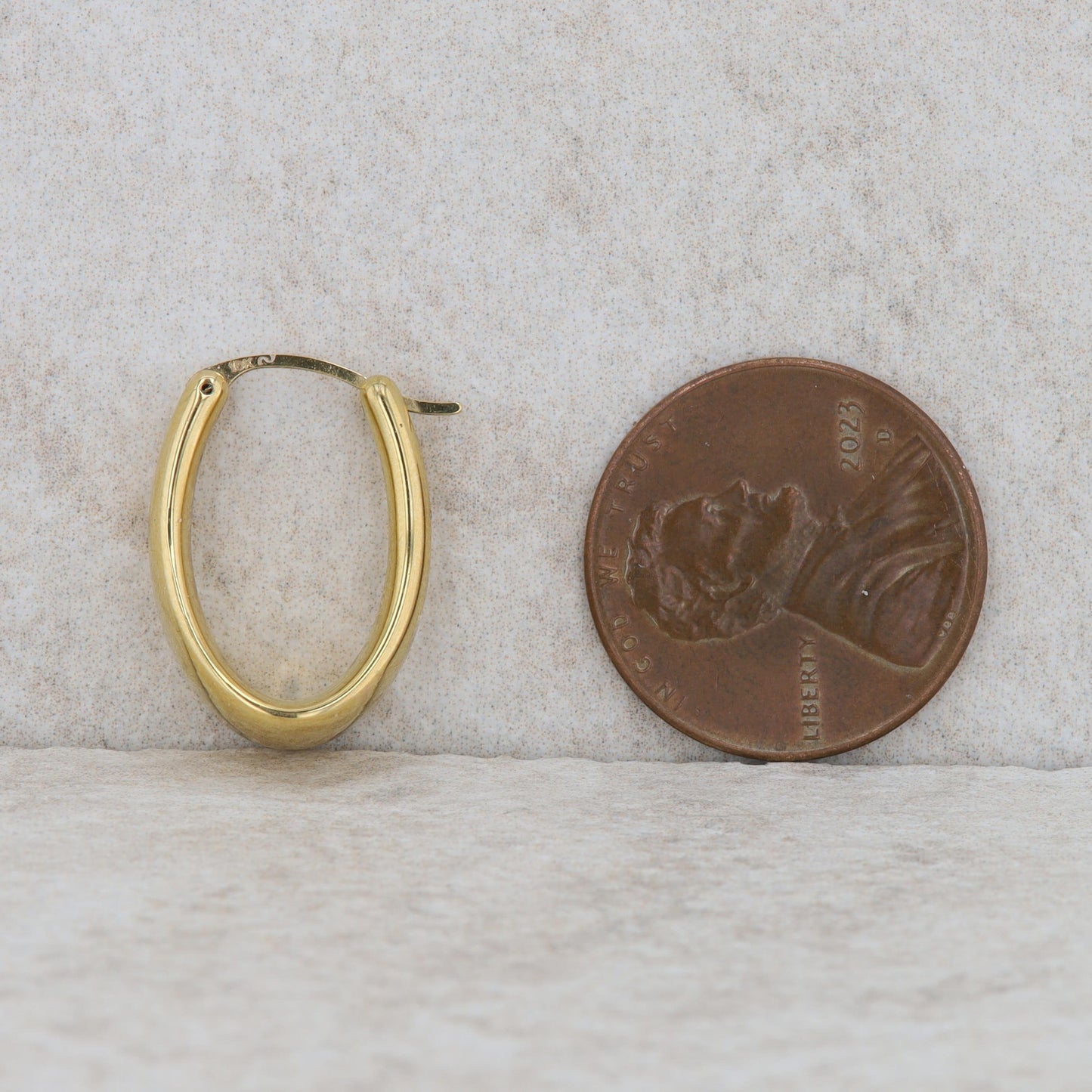 10k Yellow Gold Tapered Hoop Single Diamond Earrings