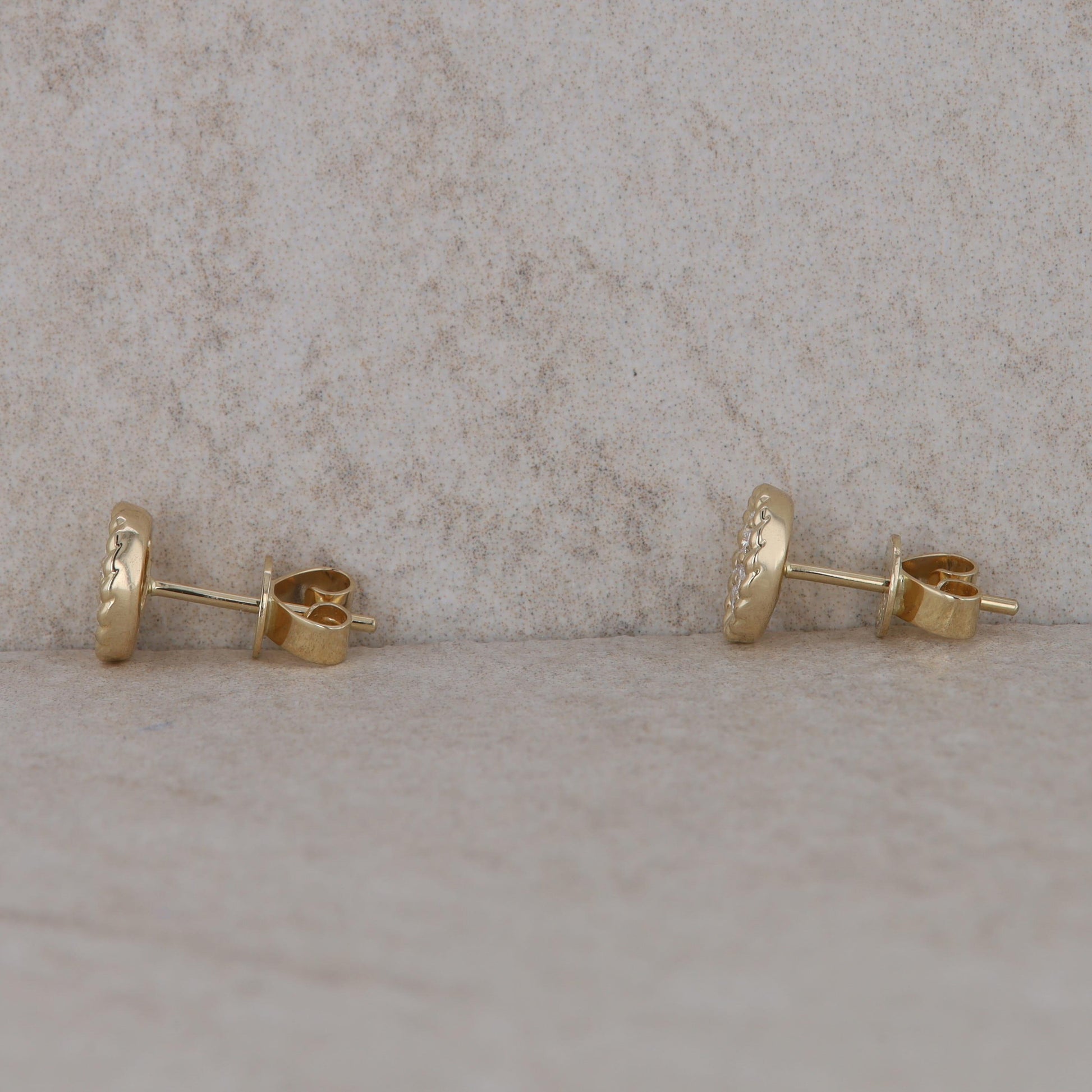 14k Yellow Gold Cluster Round Stud Earrings