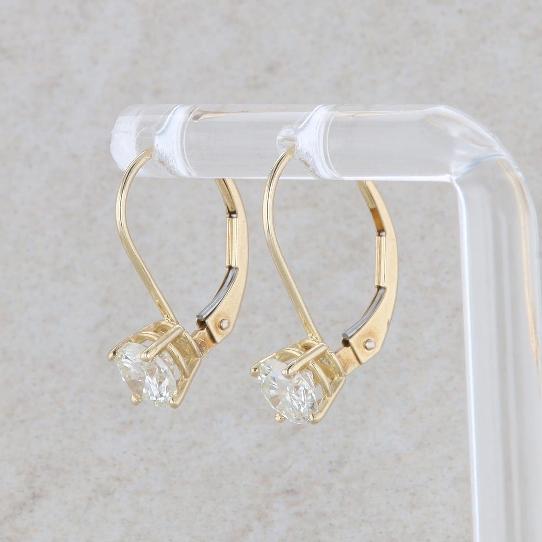 14k Yellow Gold Round Diamond Leverback Earrings