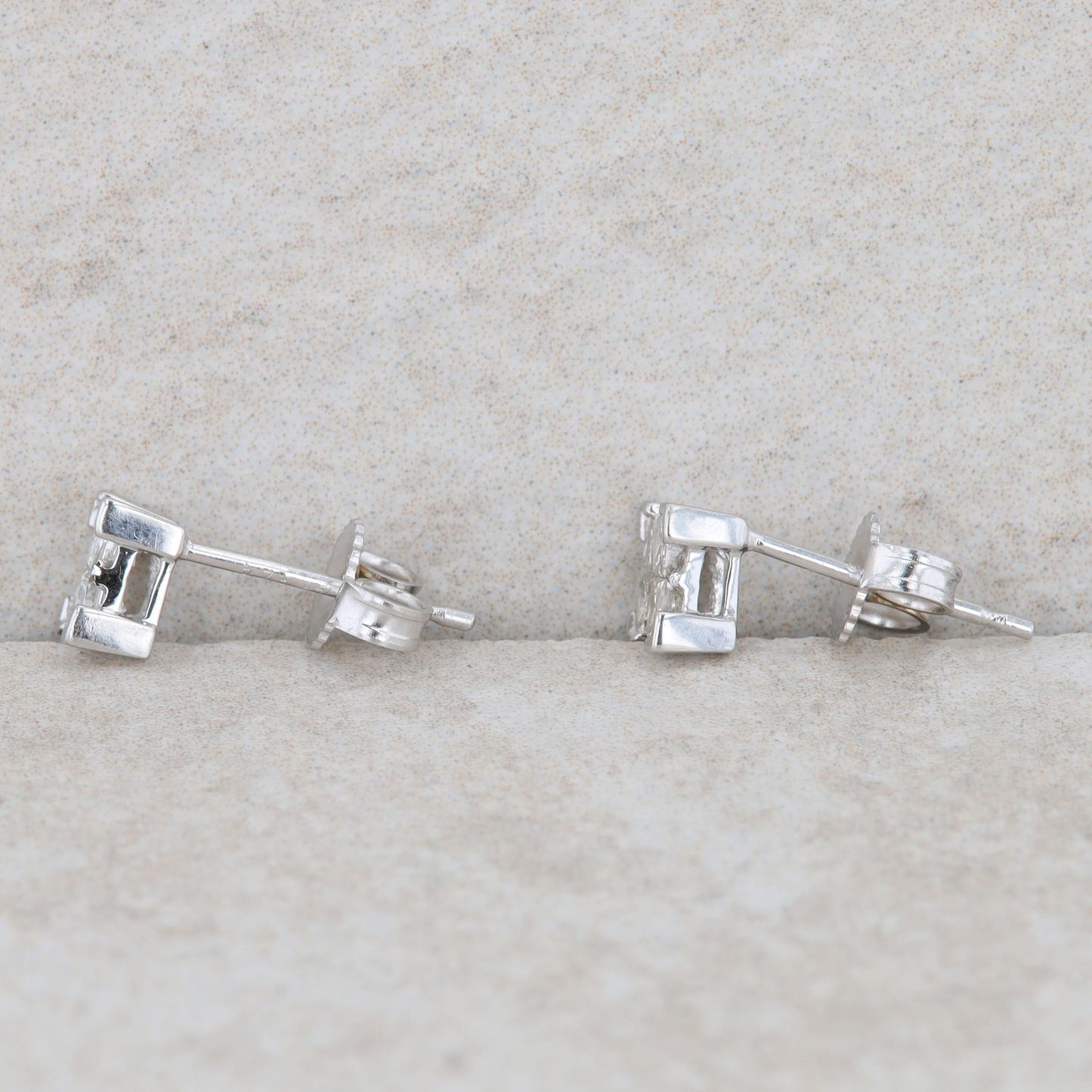 14k White Gold Invisible Cut Princess Cut Stud Earrings