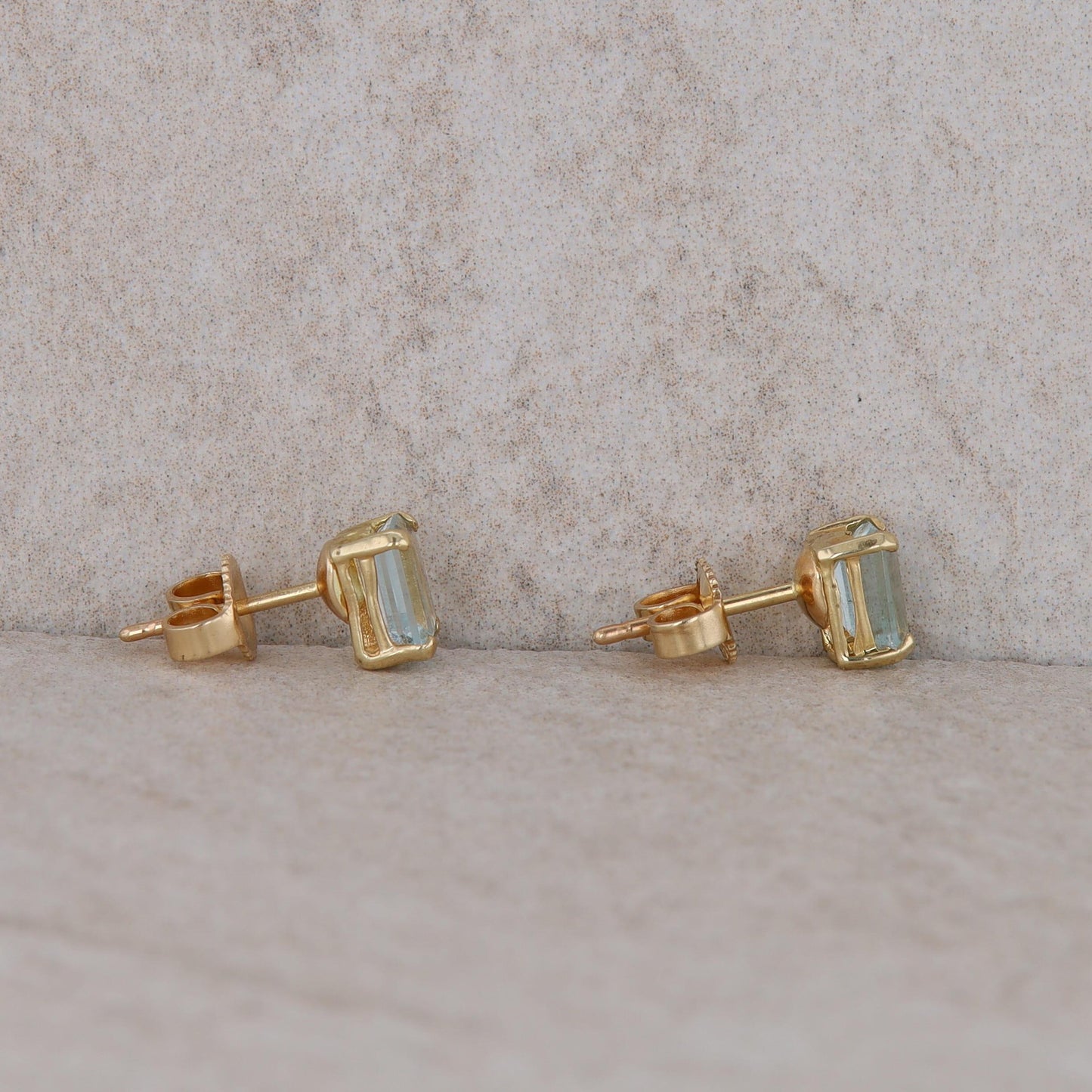 14k Yellow Gold Beryl Aquamarine Emerald Cut Stud Earrings