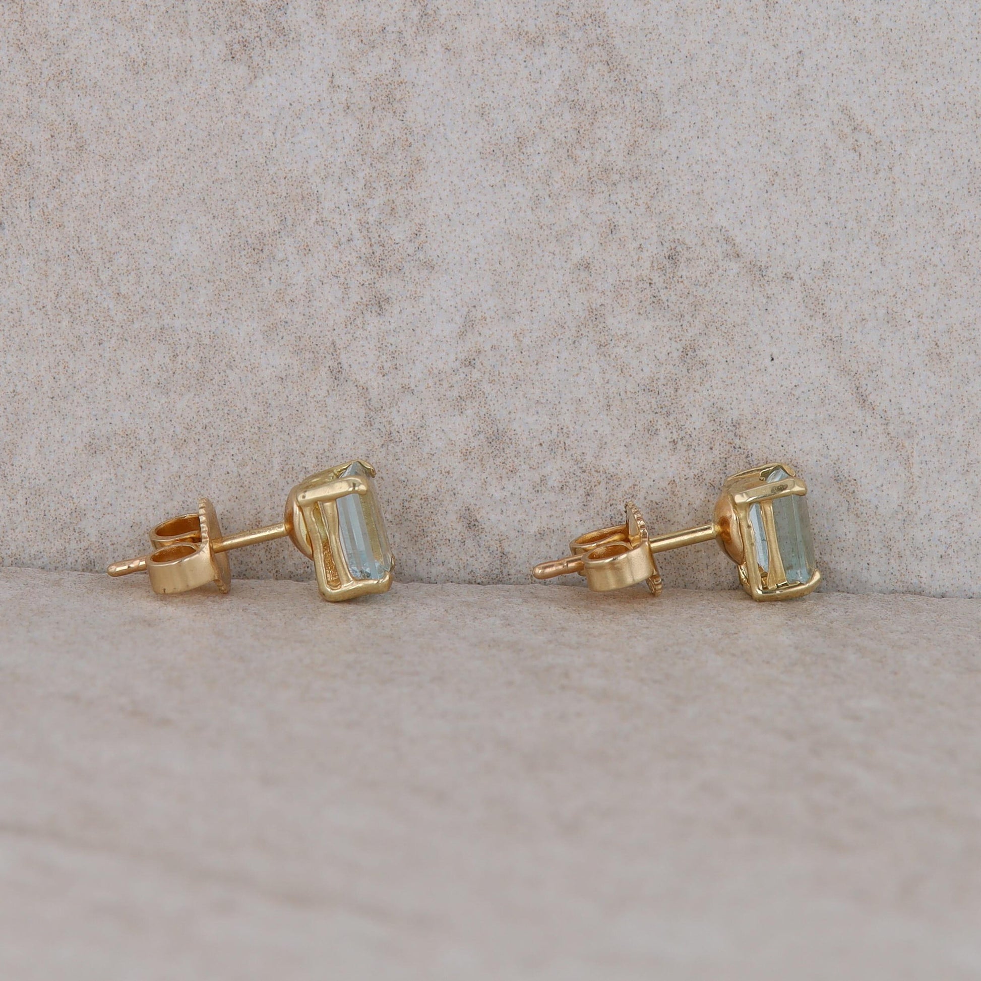 14k Yellow Gold Beryl Aquamarine Emerald Cut Stud Earrings