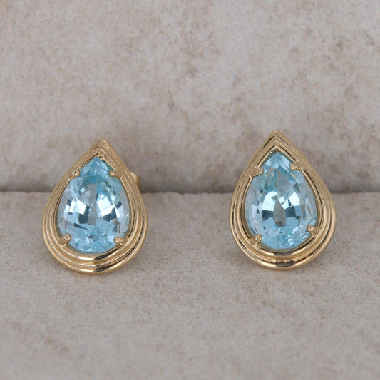 14k Yellow Gold Pear Teardrop Blue Topaz Stud Earrings