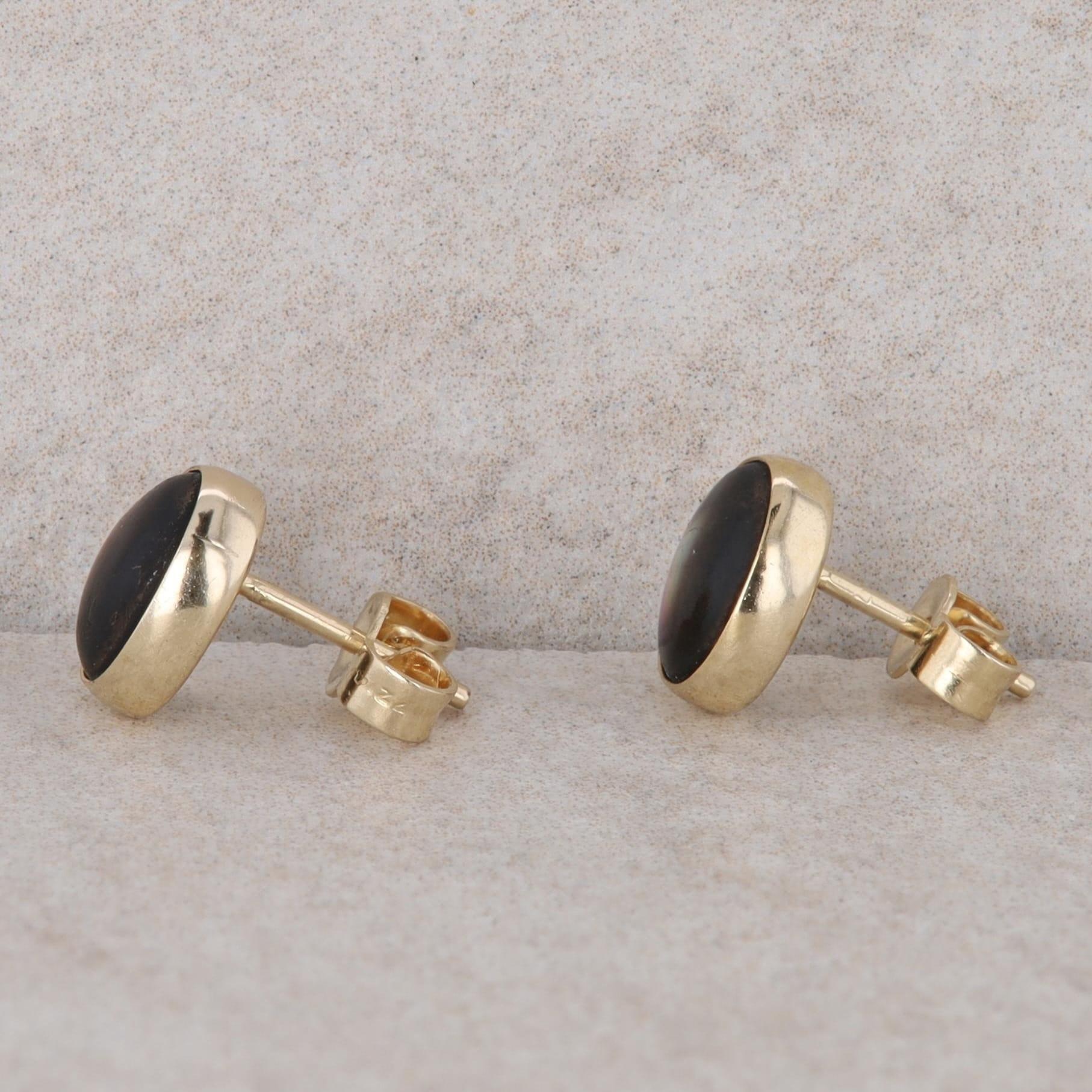 14k Yellow Gold Cabochon Labradorite Stud Earrings