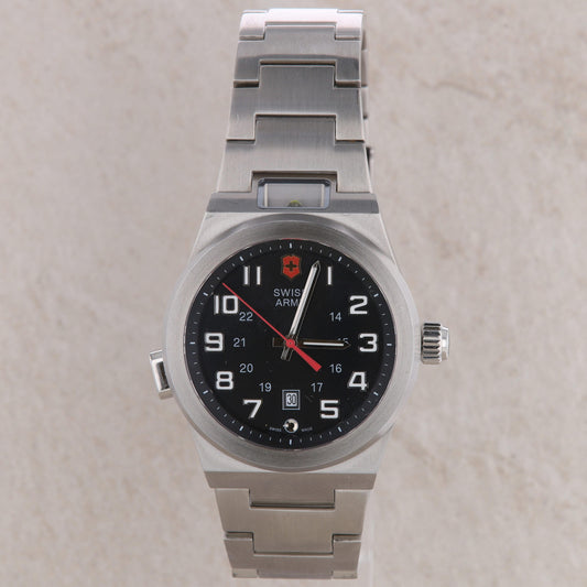 Swiss Army Victorinox Nigh Vision LED Flashlight/ Blue Light Watch, 241130