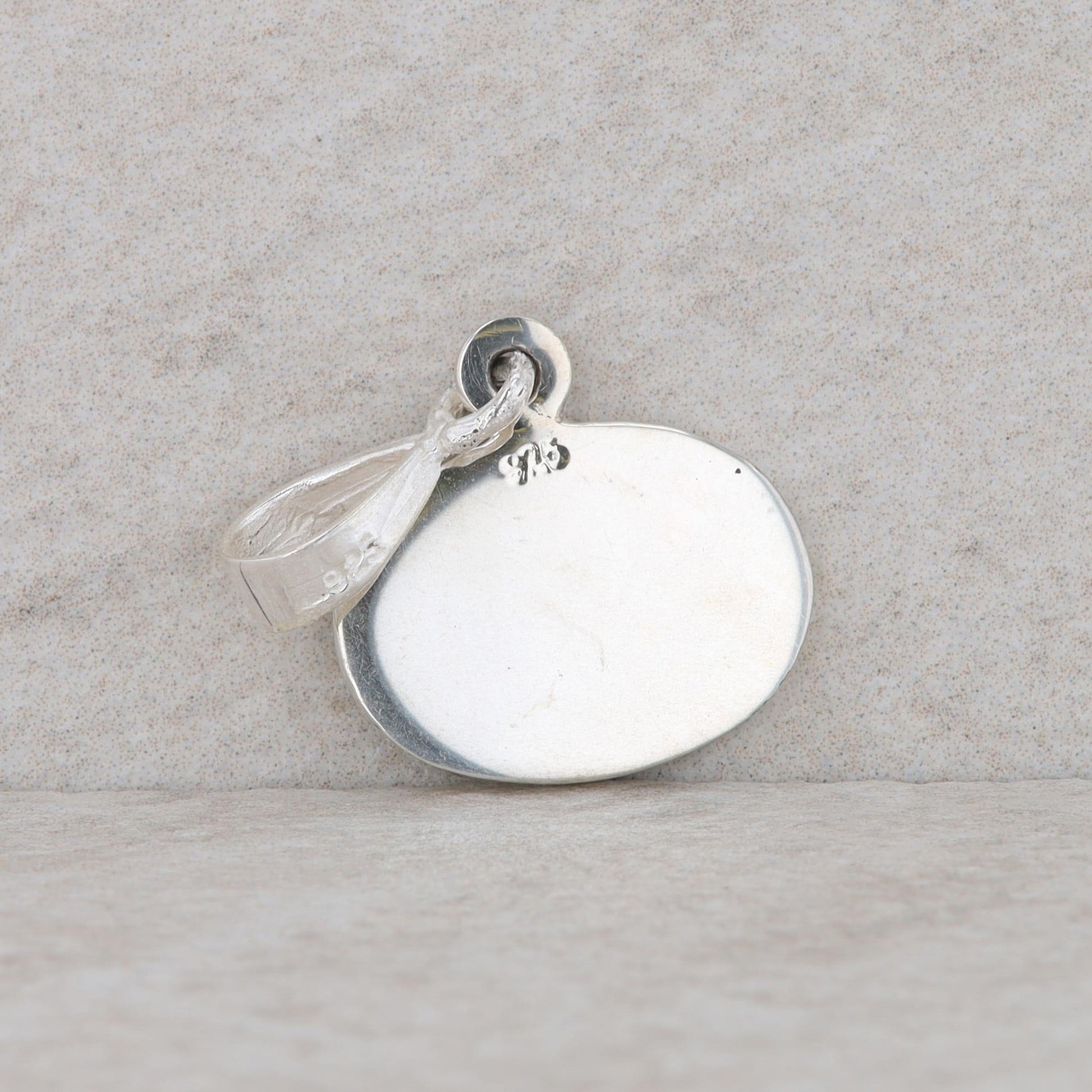 Sterling Silver Oval Charm Pendant 4.22g