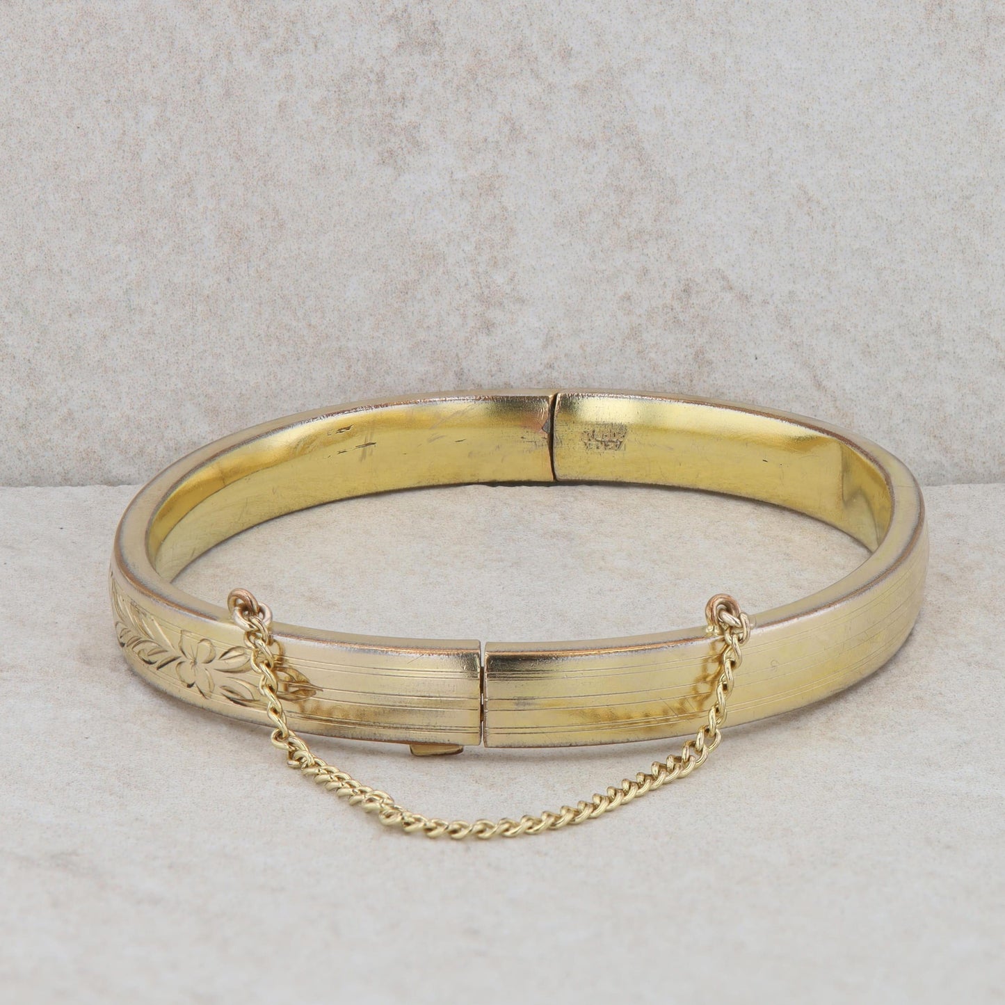 Gold Filled Etched Bangle 10.15g