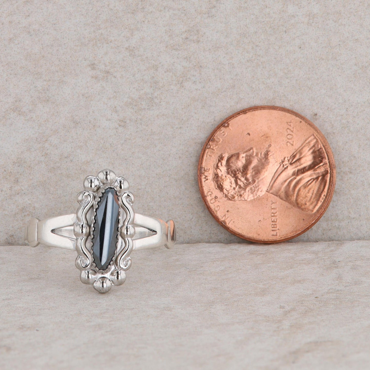 Sterling Silver Hematite Oval Filigree Ring