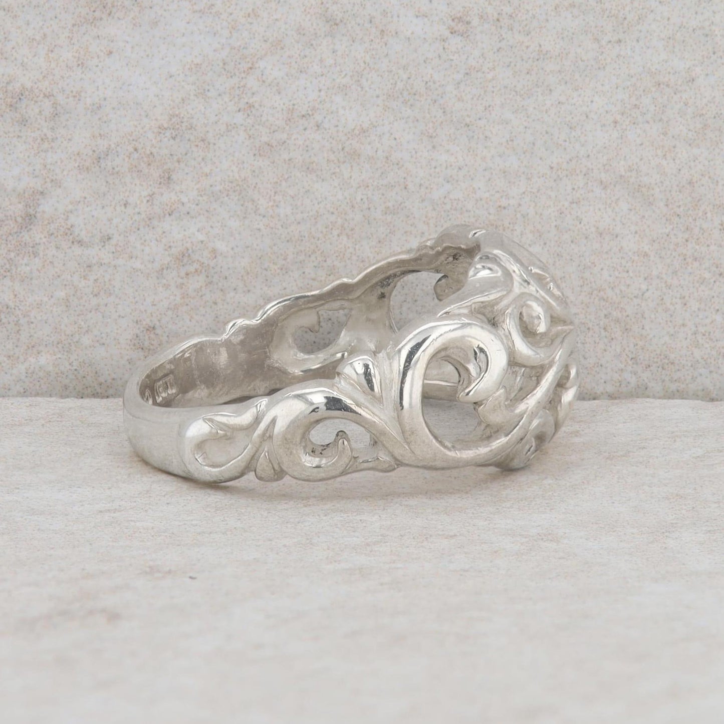 Sterling Silver Filigree Domed Ring 4.46g