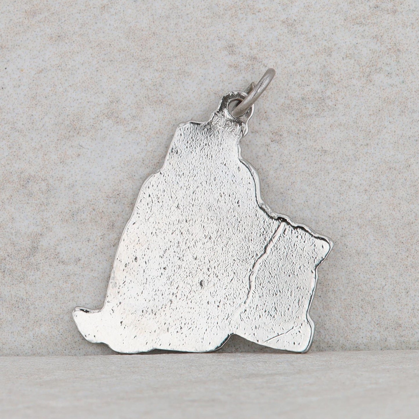 Silver Plated White Enamel New York State Charm 2.95g