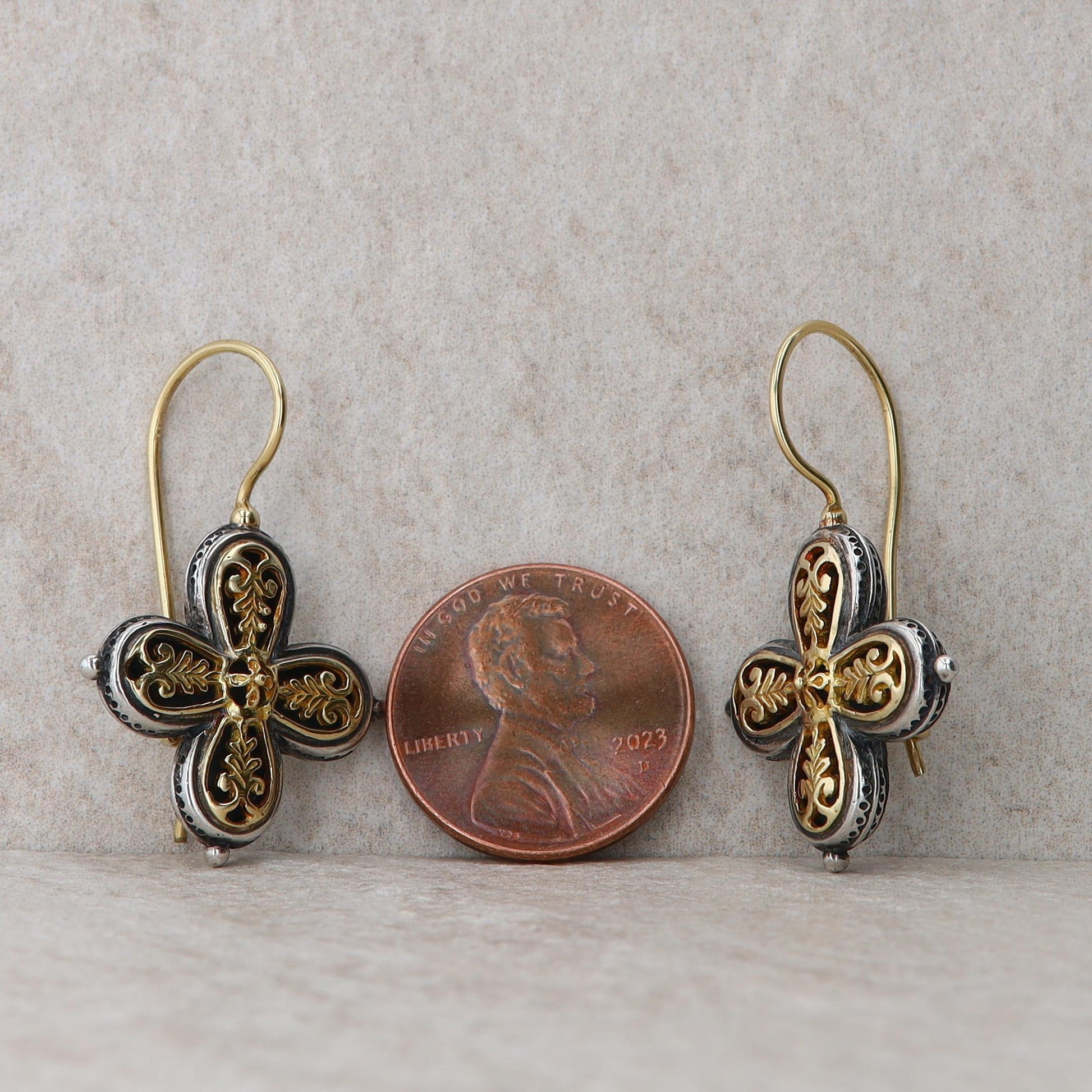 Konstantino Sterling Silver and 18k Yellow Filigree Clover Earrings SKKJ47-130