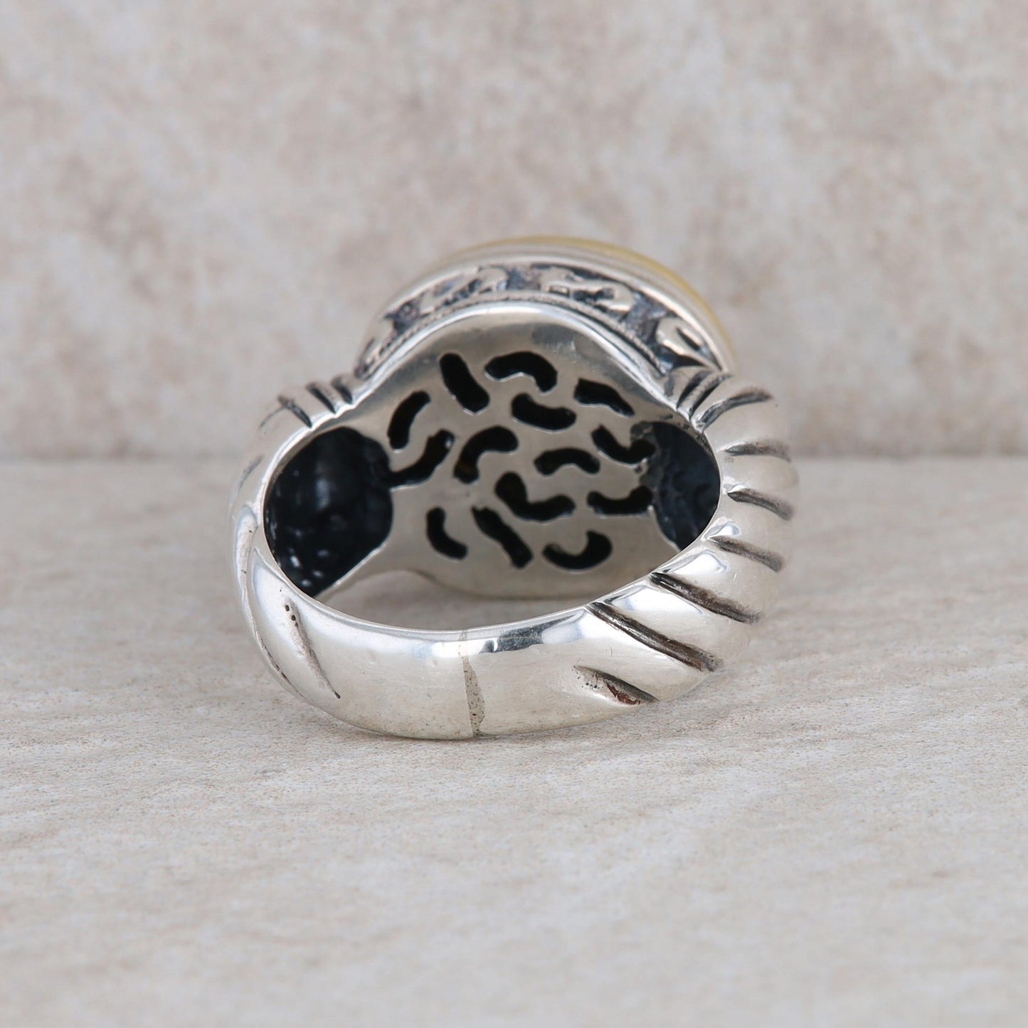 Jonah Grossbardt 18k and Sterling Silver Onyx Oval Cabochon Ring