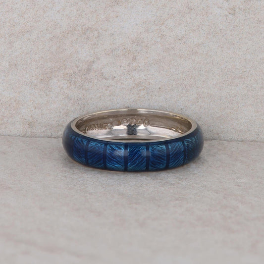 18k White Gold Hidalgo 4.5mm Blue Domed Enamel Band 4.40g