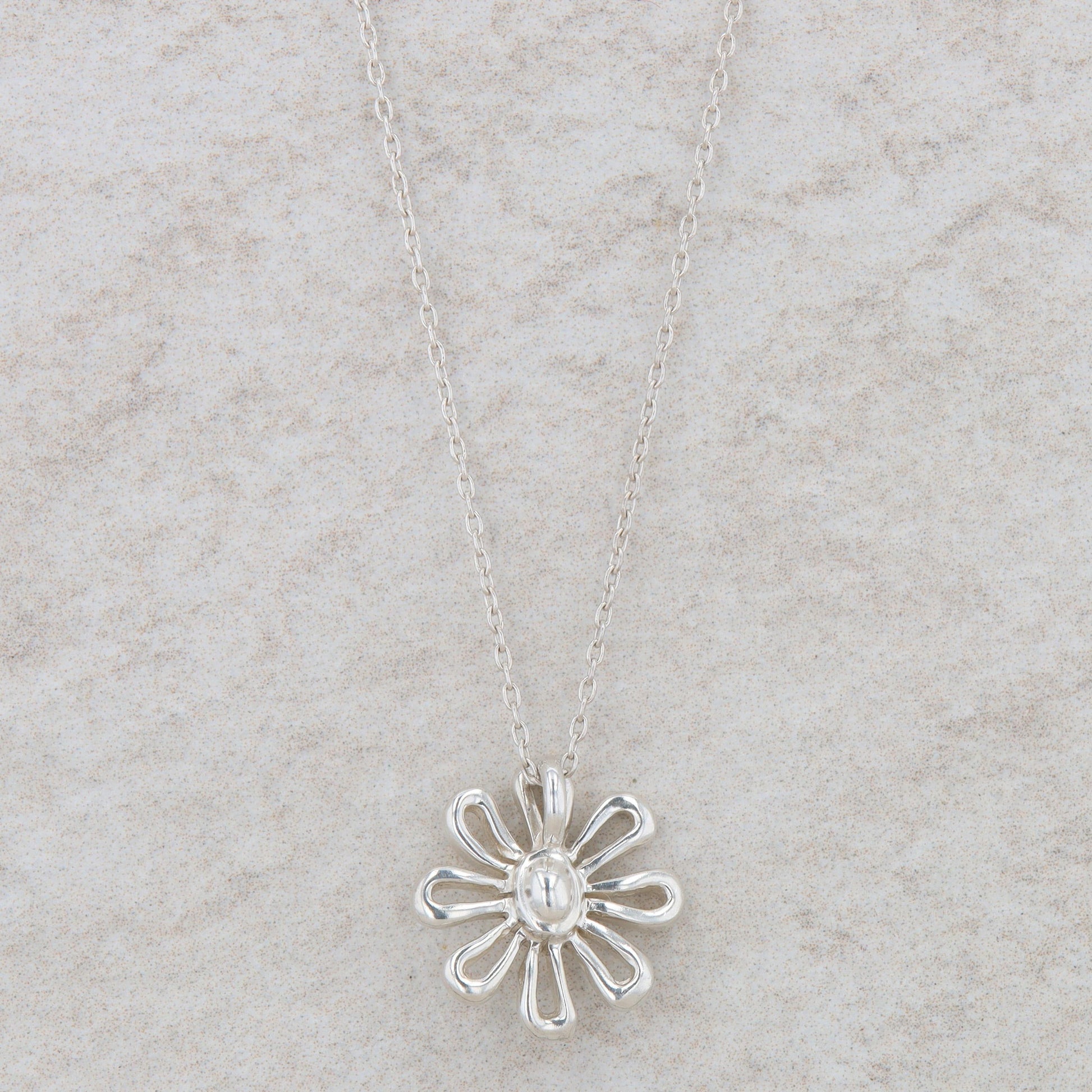 Sterling Silver Tiffany and Co Flower Daisy Necklace