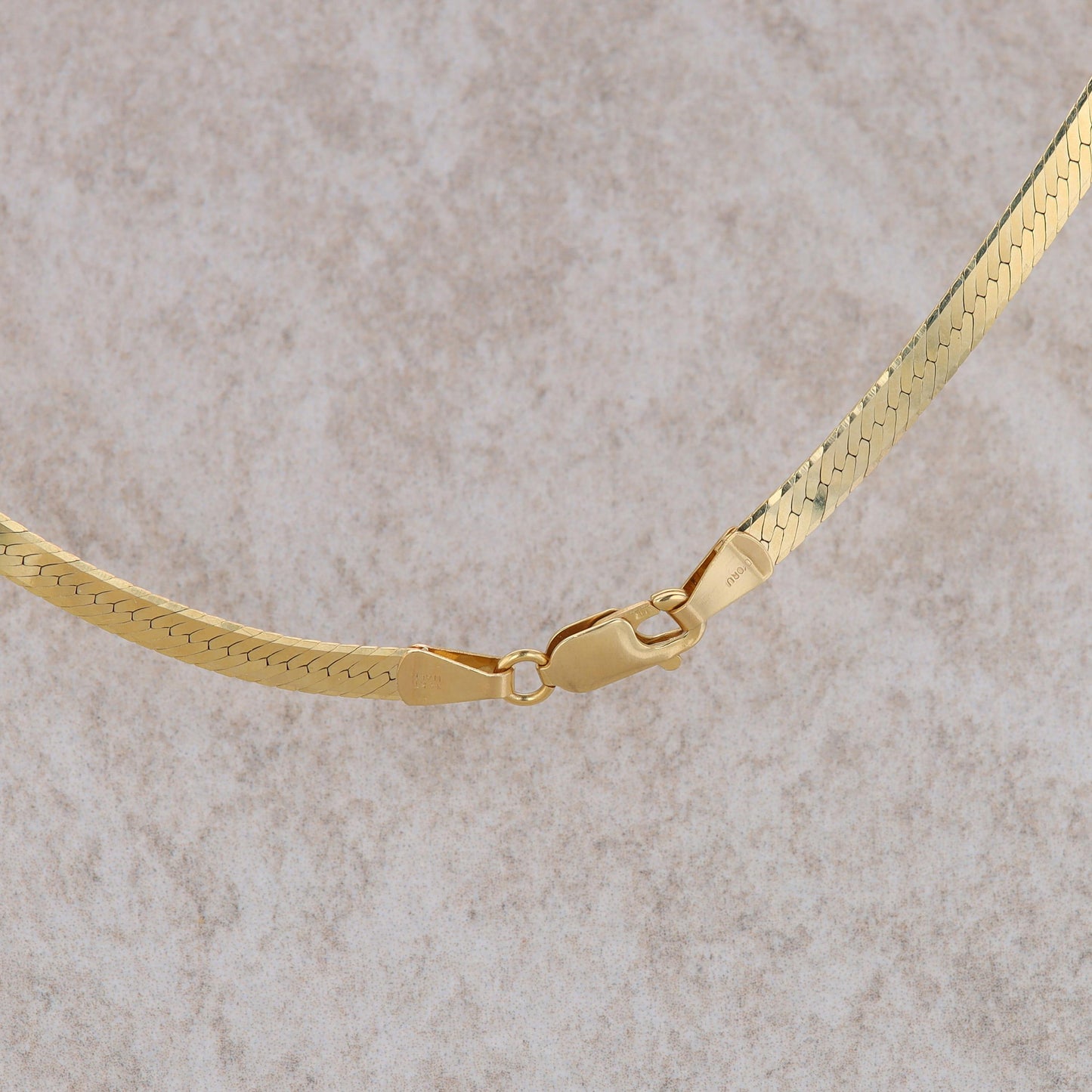 14k Yellow Gold Herringbone Chain 9.75g