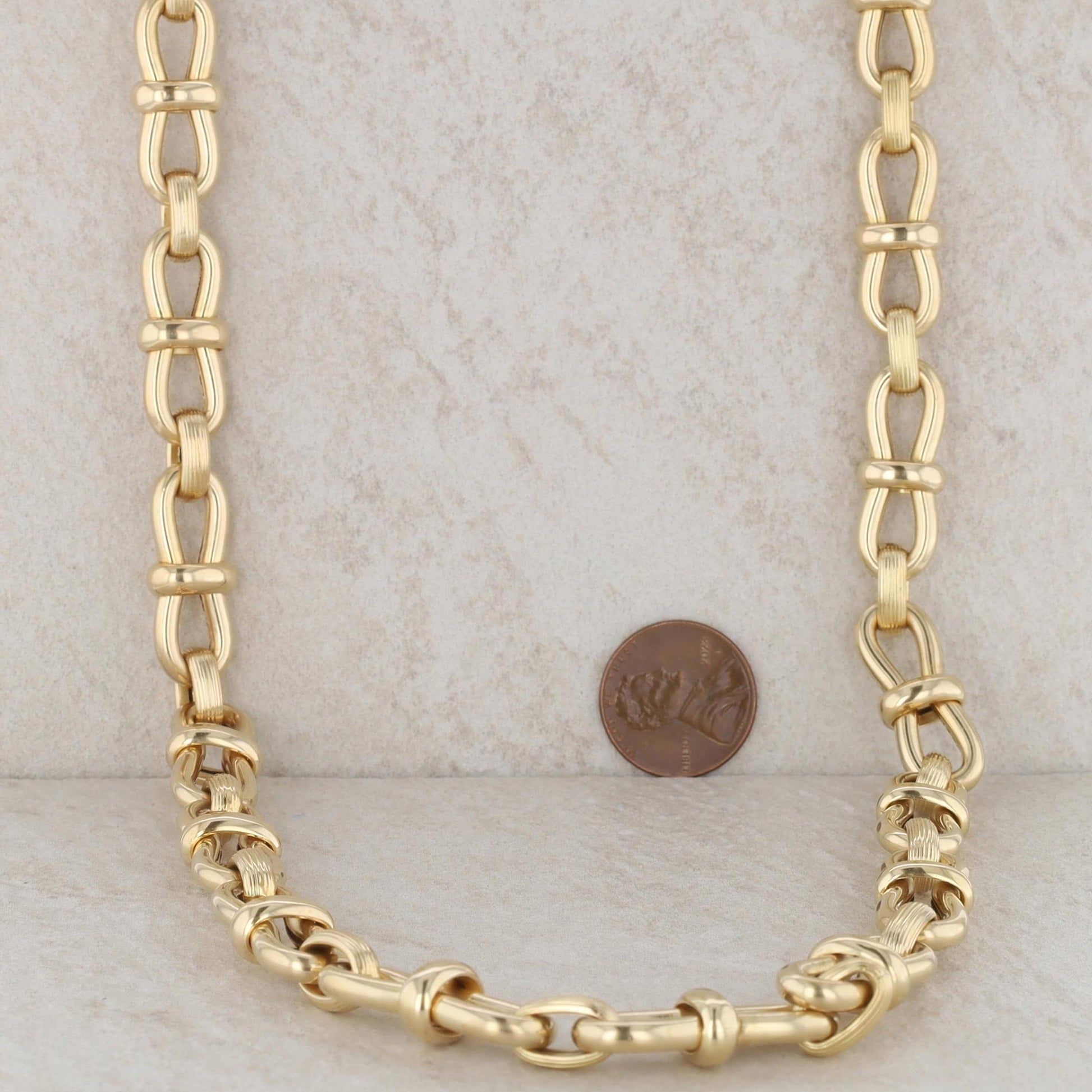 14k Interlocking Link Style Chain 32" 69.70g