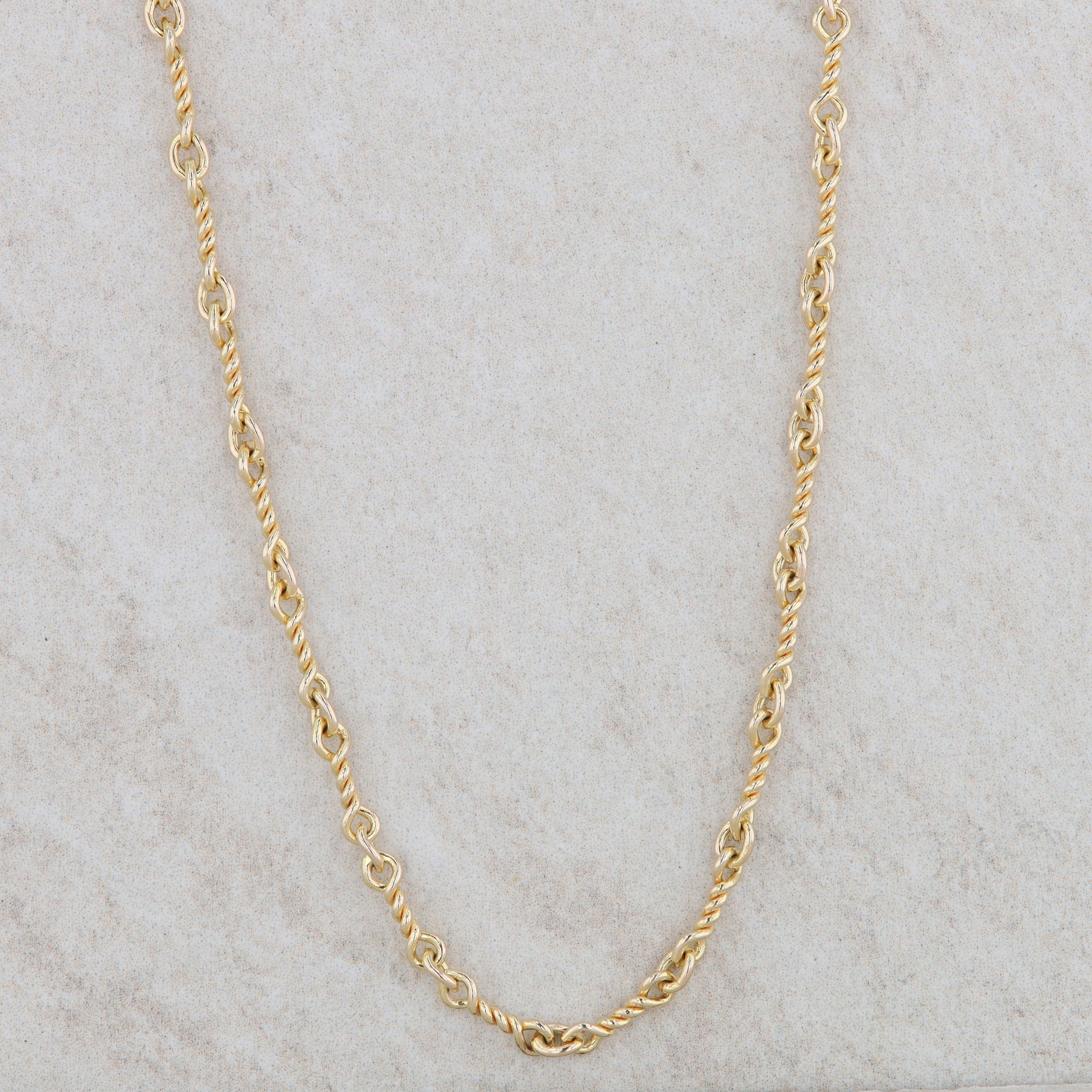 14k Yellow Gold Twisted Link Chain 18"