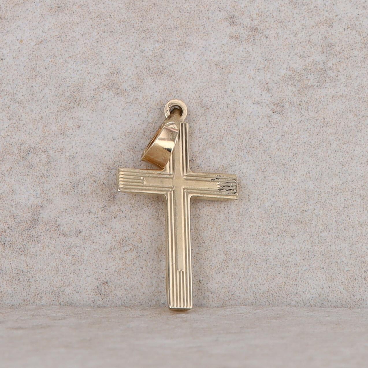 14k Yellow Gold Cross Pendant 0.4g