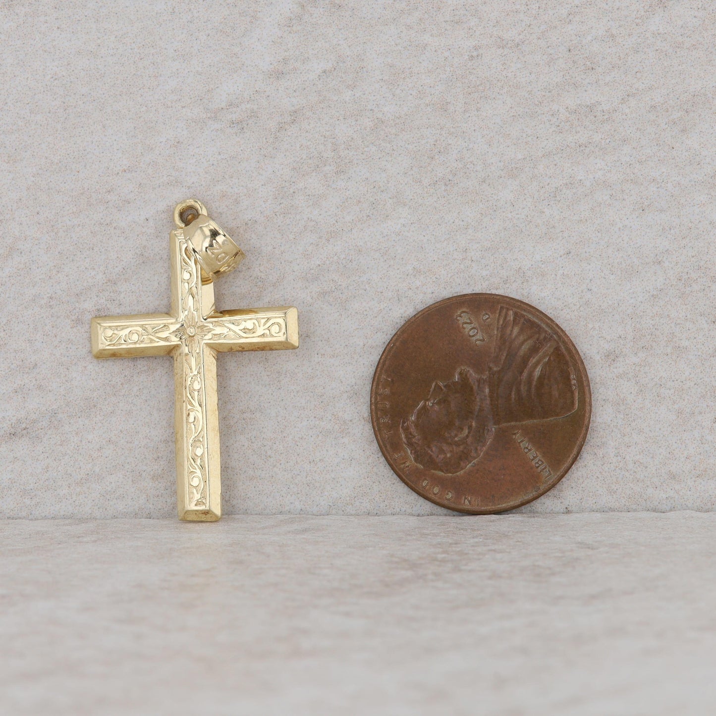 14k Yellow Gold Filigree Design Cross Pendant 1.90g