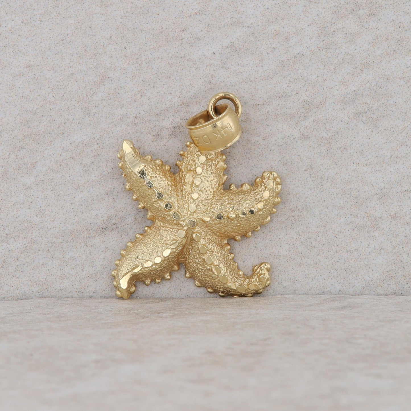 14k Yellow Gold Starfish Pendant 2.42g