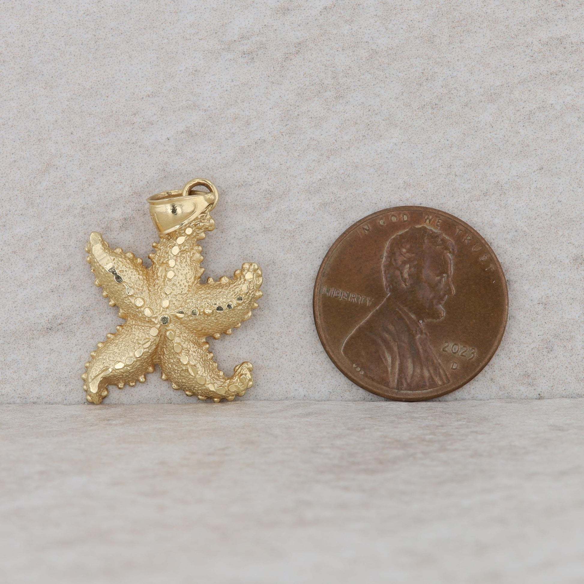 14k Yellow Gold Starfish Pendant 2.42g