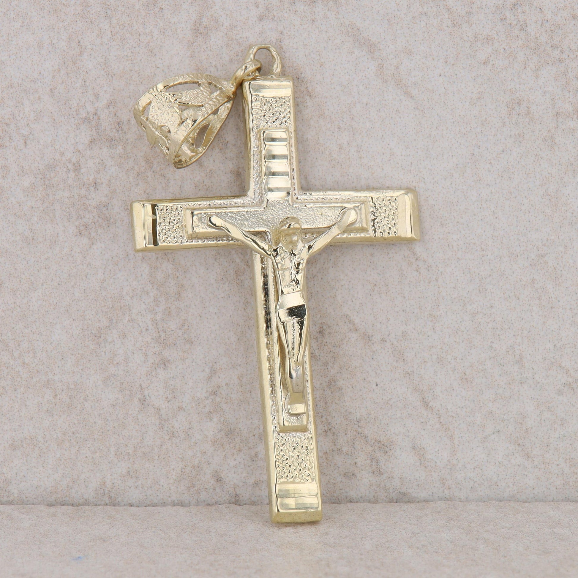 10k Yellow Gold Crucifix Men's Cross Pendant 3.65g