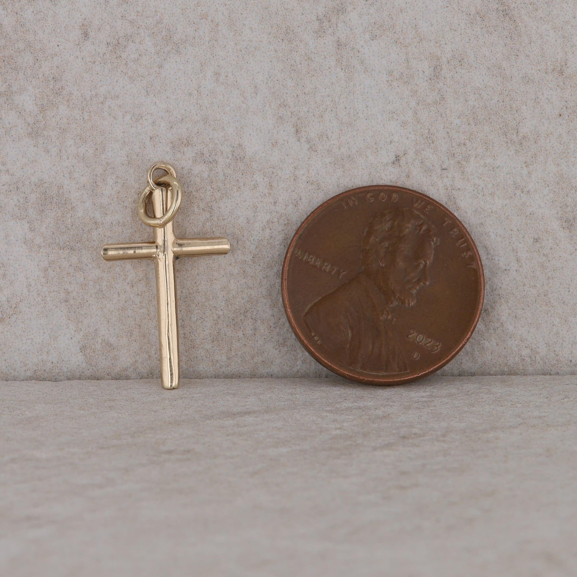 14k Yellow Gold Cross Pendant 1.21g