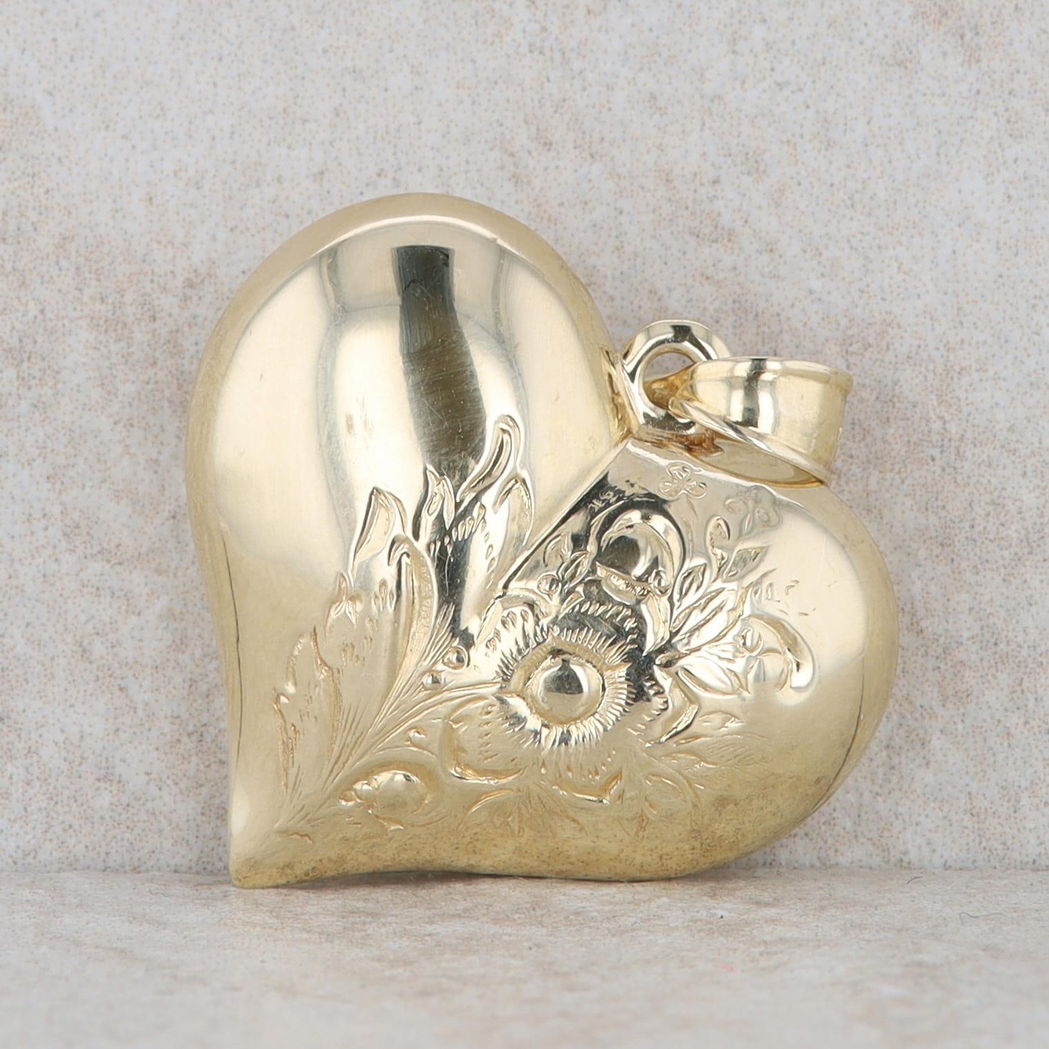 14k Yellow Gold Puffed Engraved Floral Heart Pendant, 2.8g