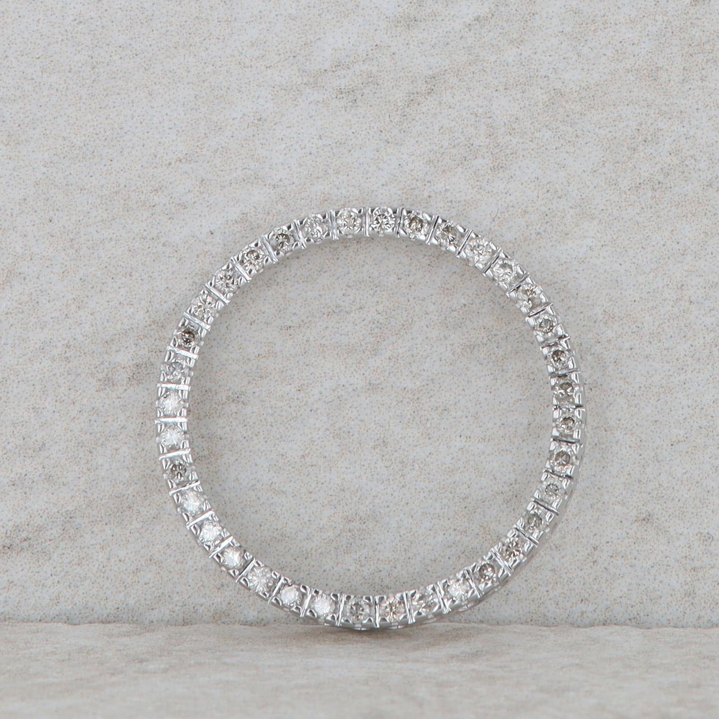 10k White Gold Diamond Circle Slide Pendant