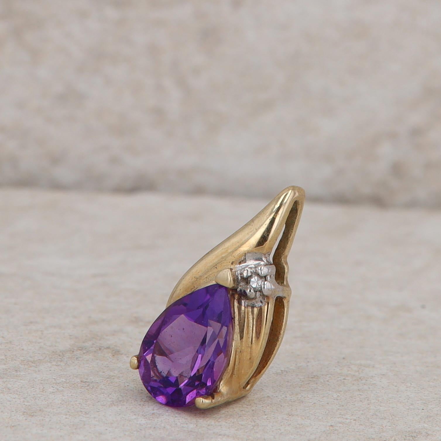 10k Yellow Gold Pear Shaped Amethyst and Diamond Pendant