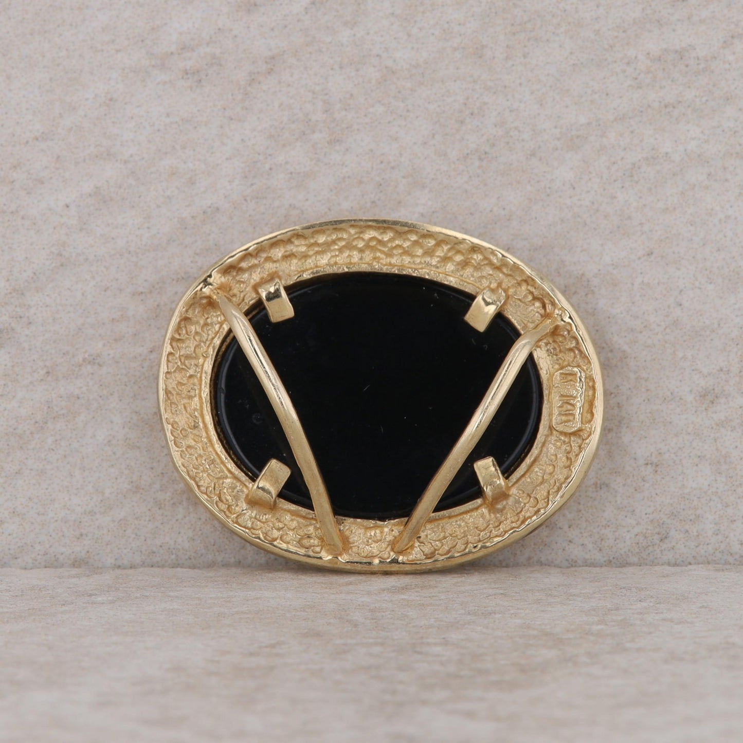 14k Yellow Gold Oval Textured Cabochon Onyx Slide Pendant