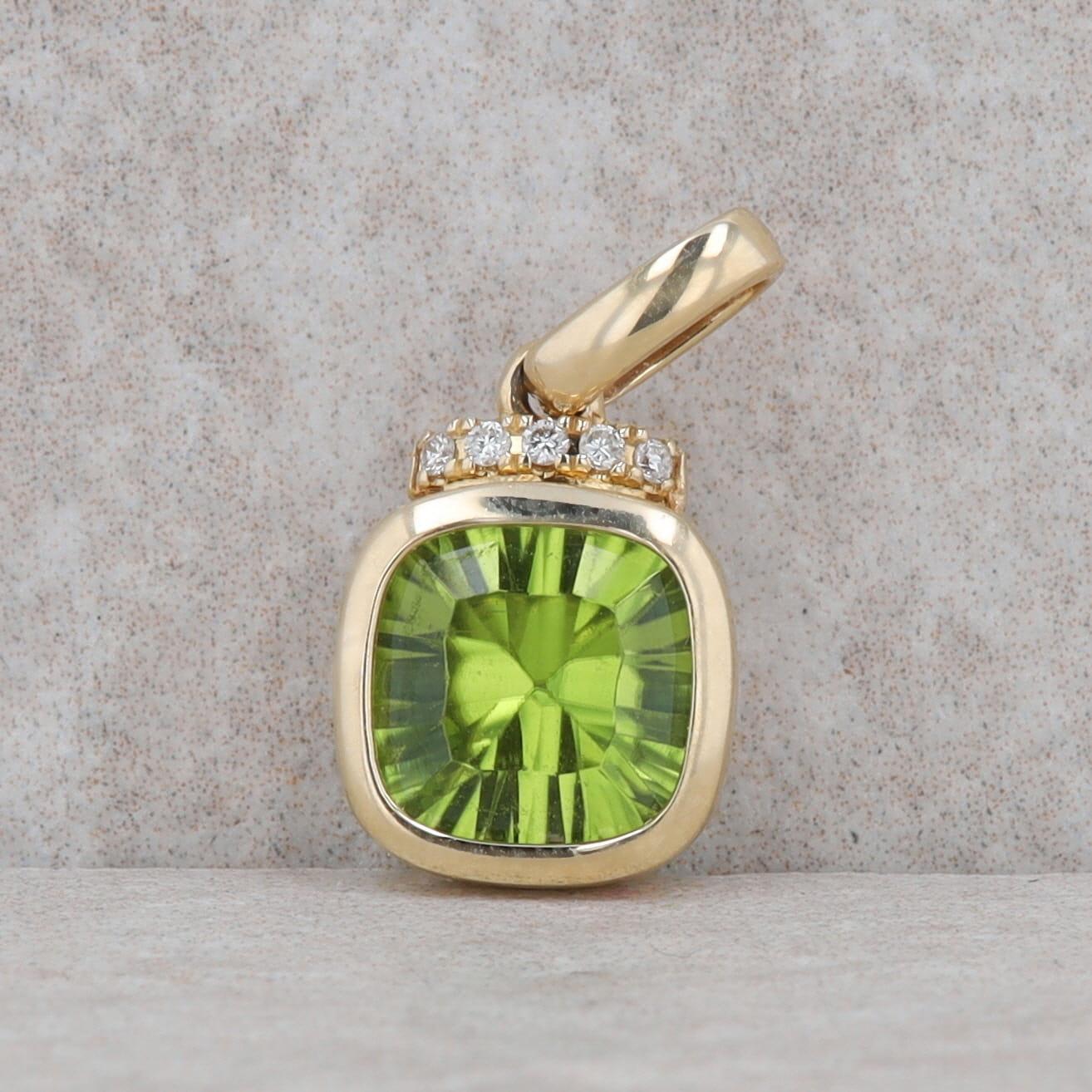 14k Yellow Gold Diamond and Cushion Peridot Pendant