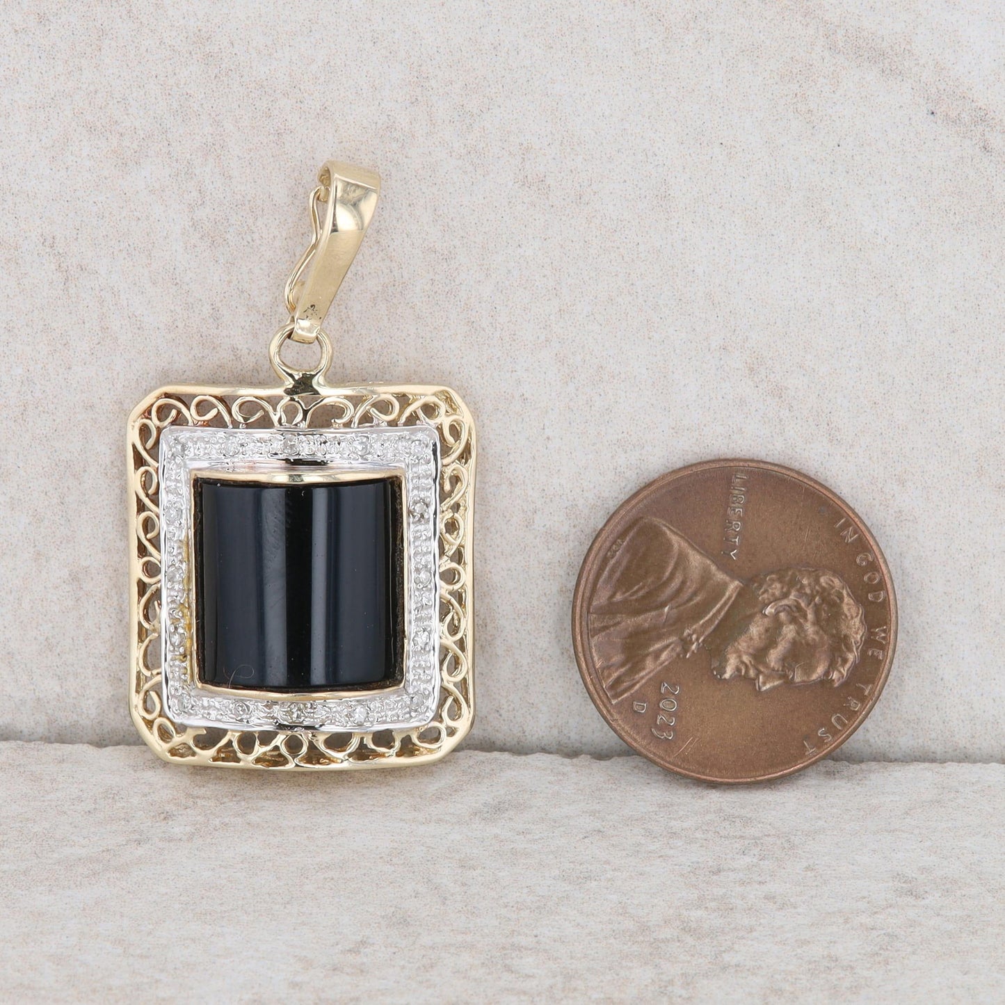 14k Yellow Gold Onyx and Single Cut Diamond Pendant