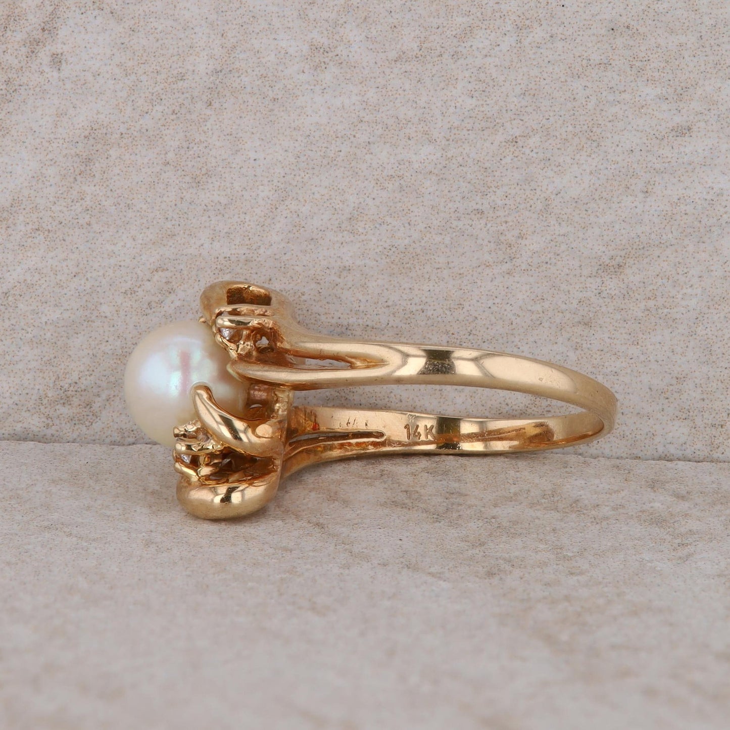 14k Yellow Gold Pearl and Diamond Ring