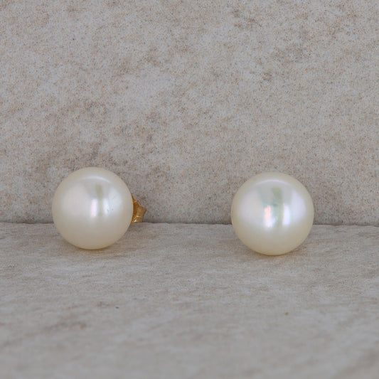 14k Yellow Gold Pearl Button Stud Earrings